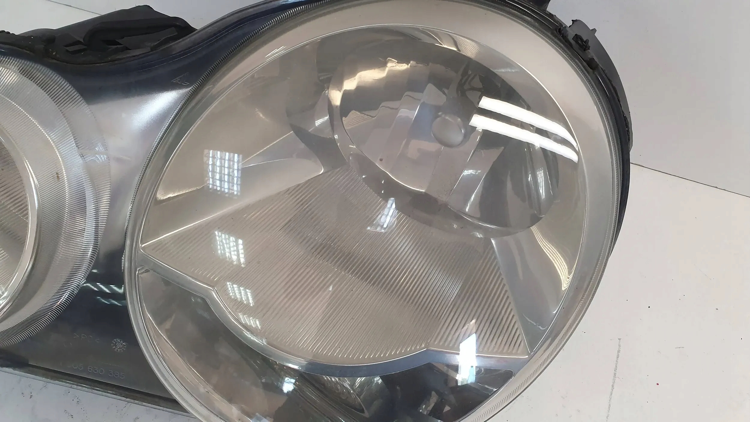 light front left 6Q1941007M VW POLO 01