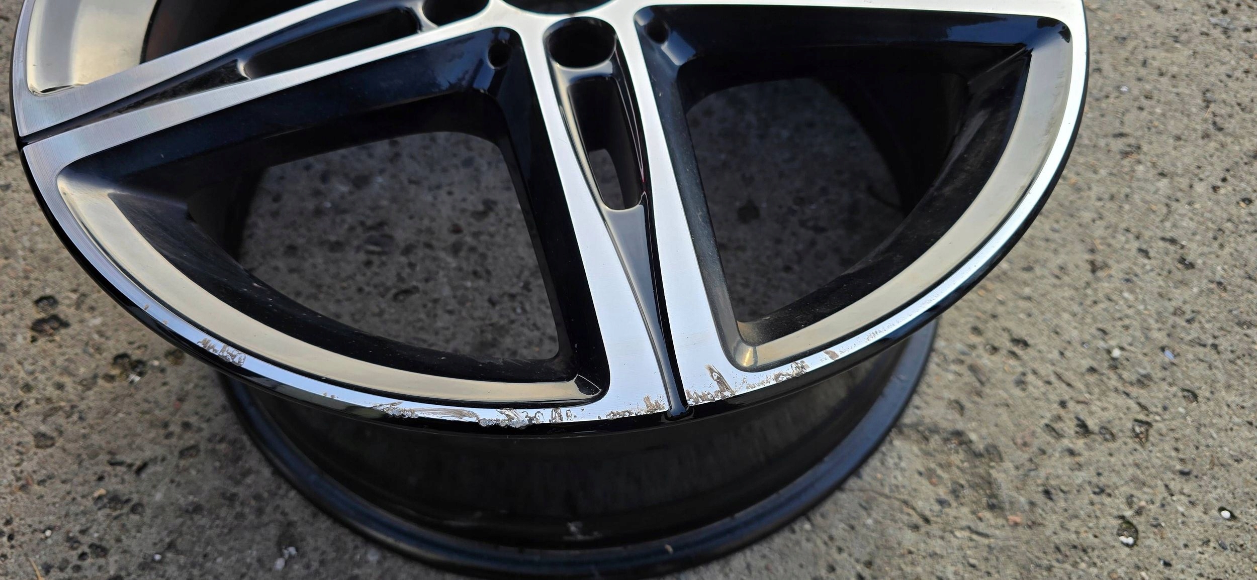 Mercedes A-kl a177 disk 18 cali 5x112 7.5J et49