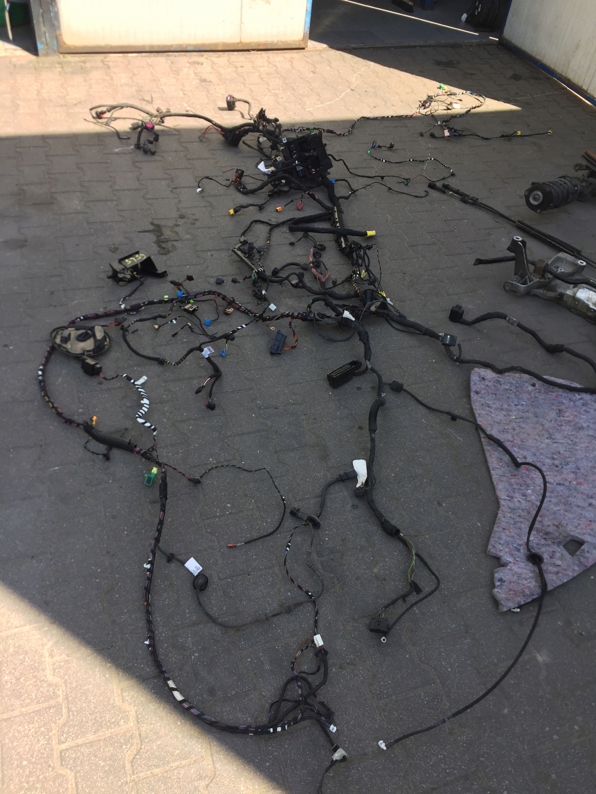 VOLKSWAGEN GOLF VI WIĄZKA ELEKTRYCZNA 1.4 TSI CAX