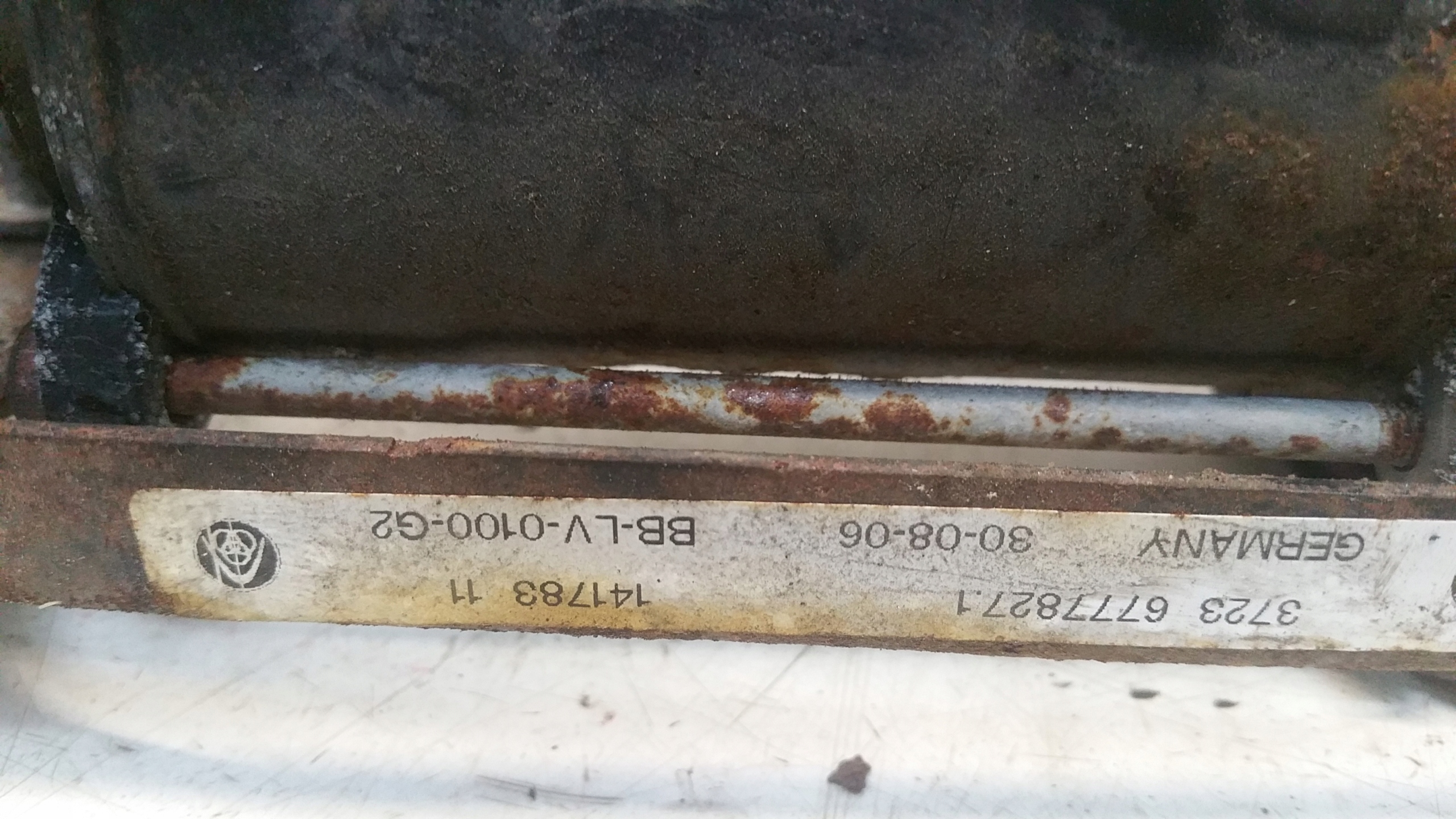 compressor; springing 6777827 BMW E60