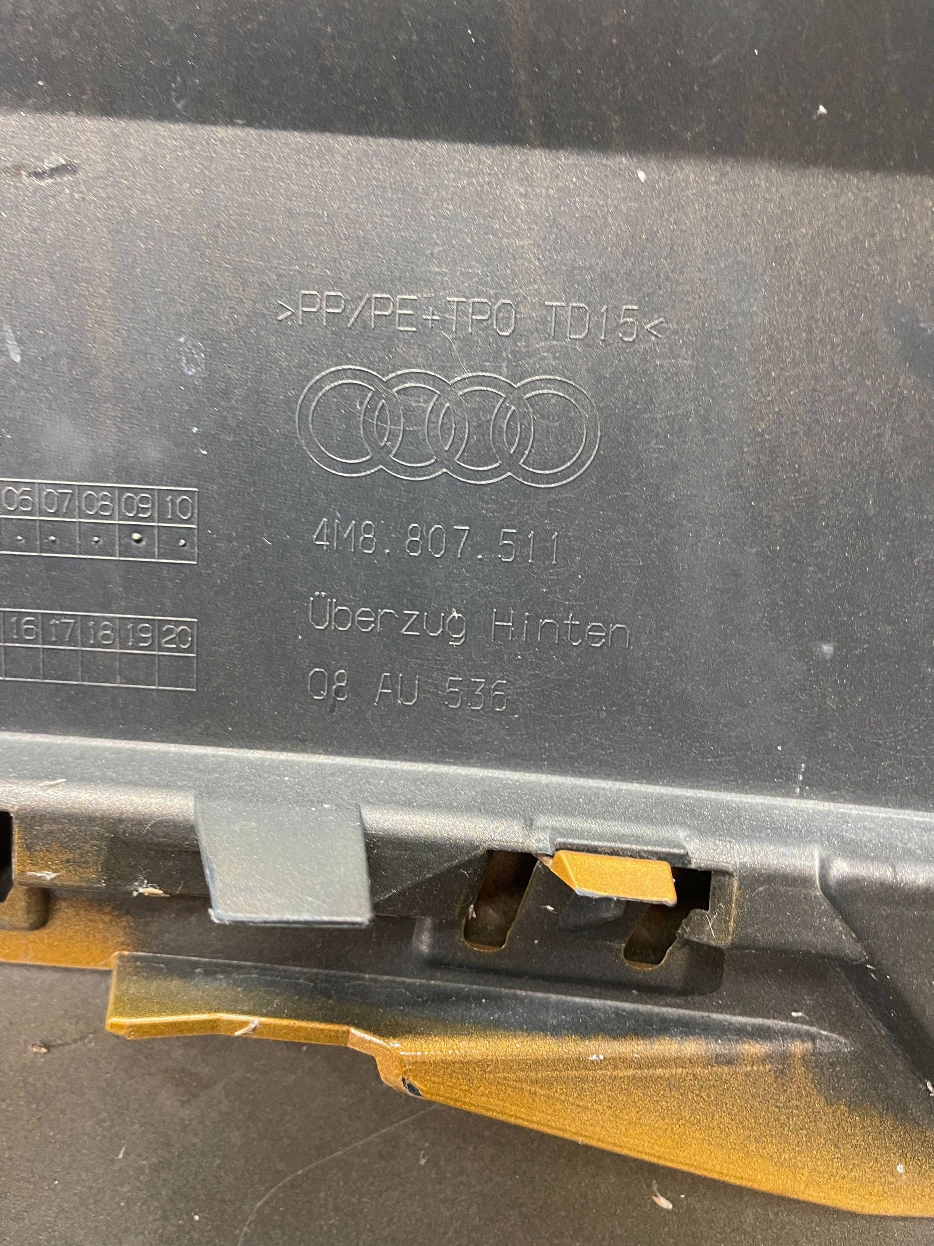 bumper rear part rear Audi Q8 4M8 S-LINE 4M8807511