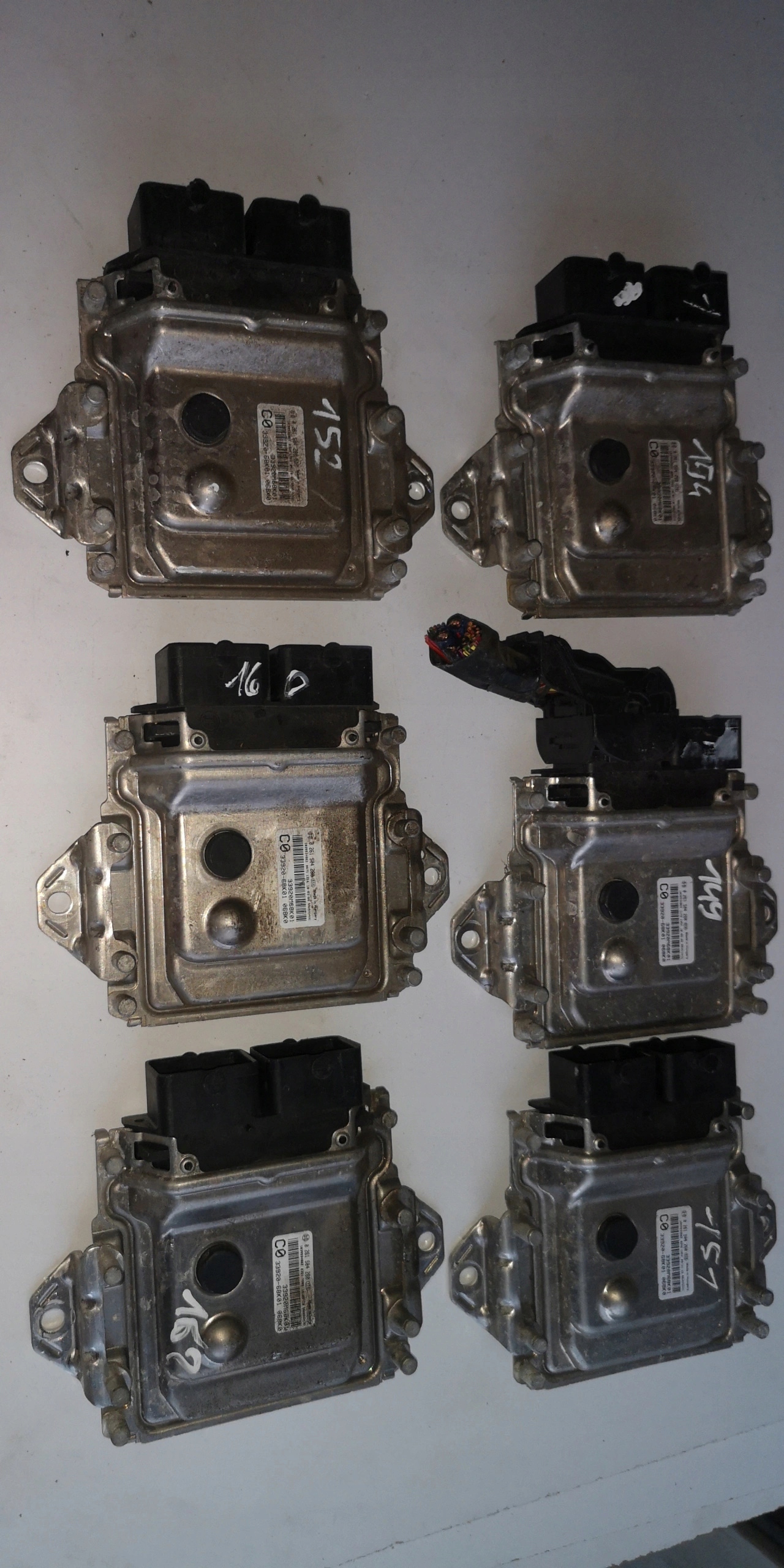 computer ECU NISSAN SUZUKI 0261S04260 33920-68K01