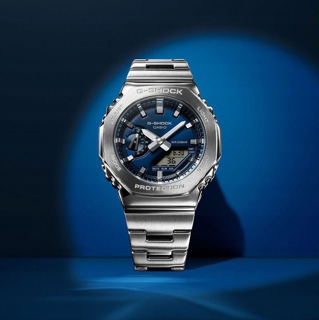 Casio G-shock G-steel hodinky na náramku GM-2110D-2BER, tmavě modré