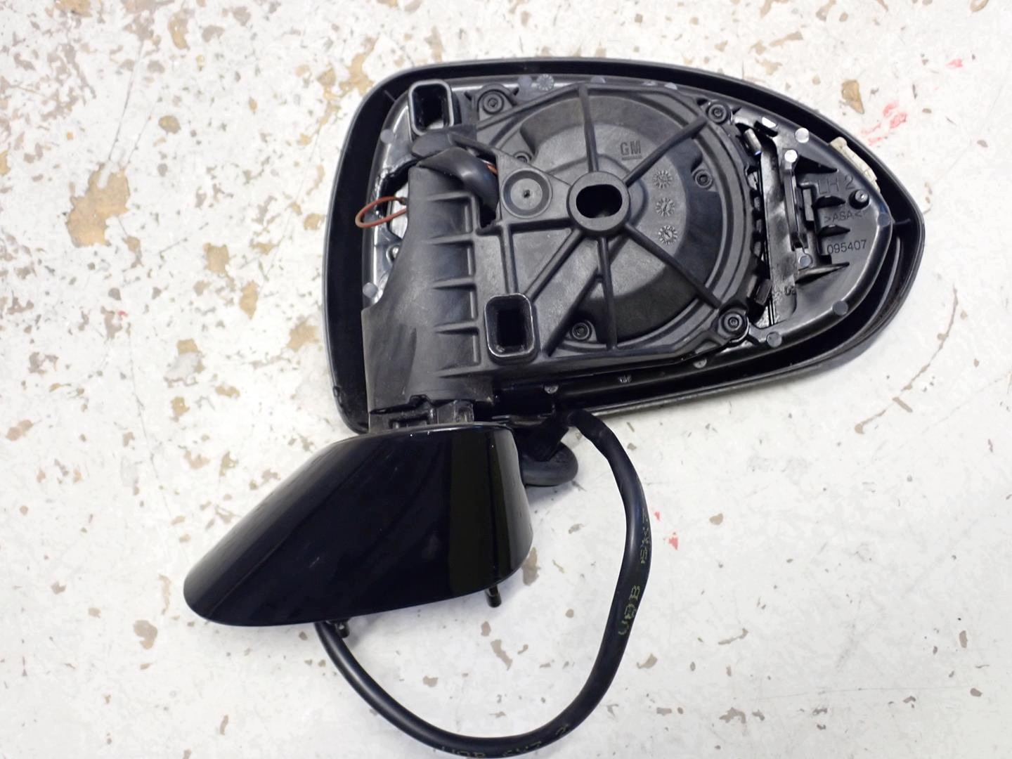 mirror left OPEL CORSA D 2007- 5PIN 39060391