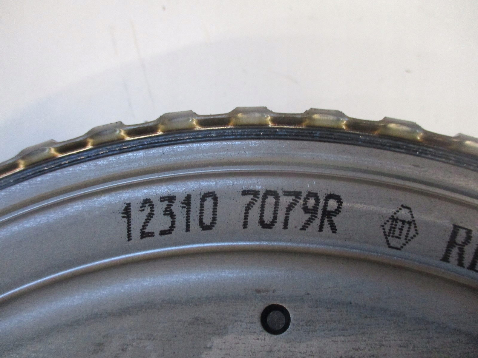 wheel flywheel RENAULT KADJAR 1,3TCE 123107079R