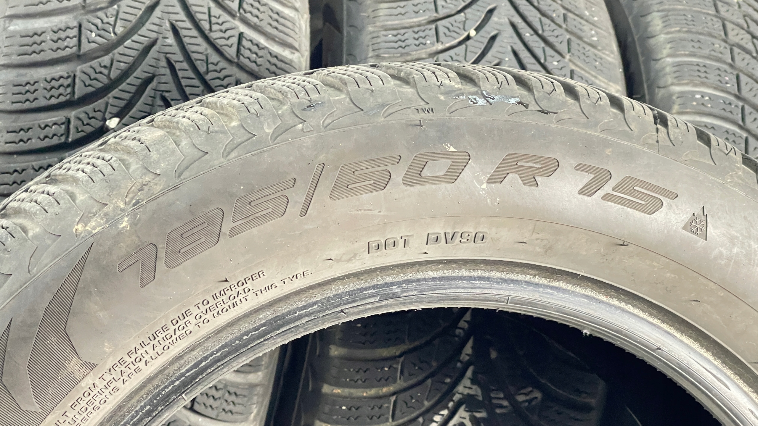 KOMPLET OPON ZIMOWYCH 185 60 15 84T APOLLO ALNAC 4G WINTER 7MM 2019 ROK Model inny