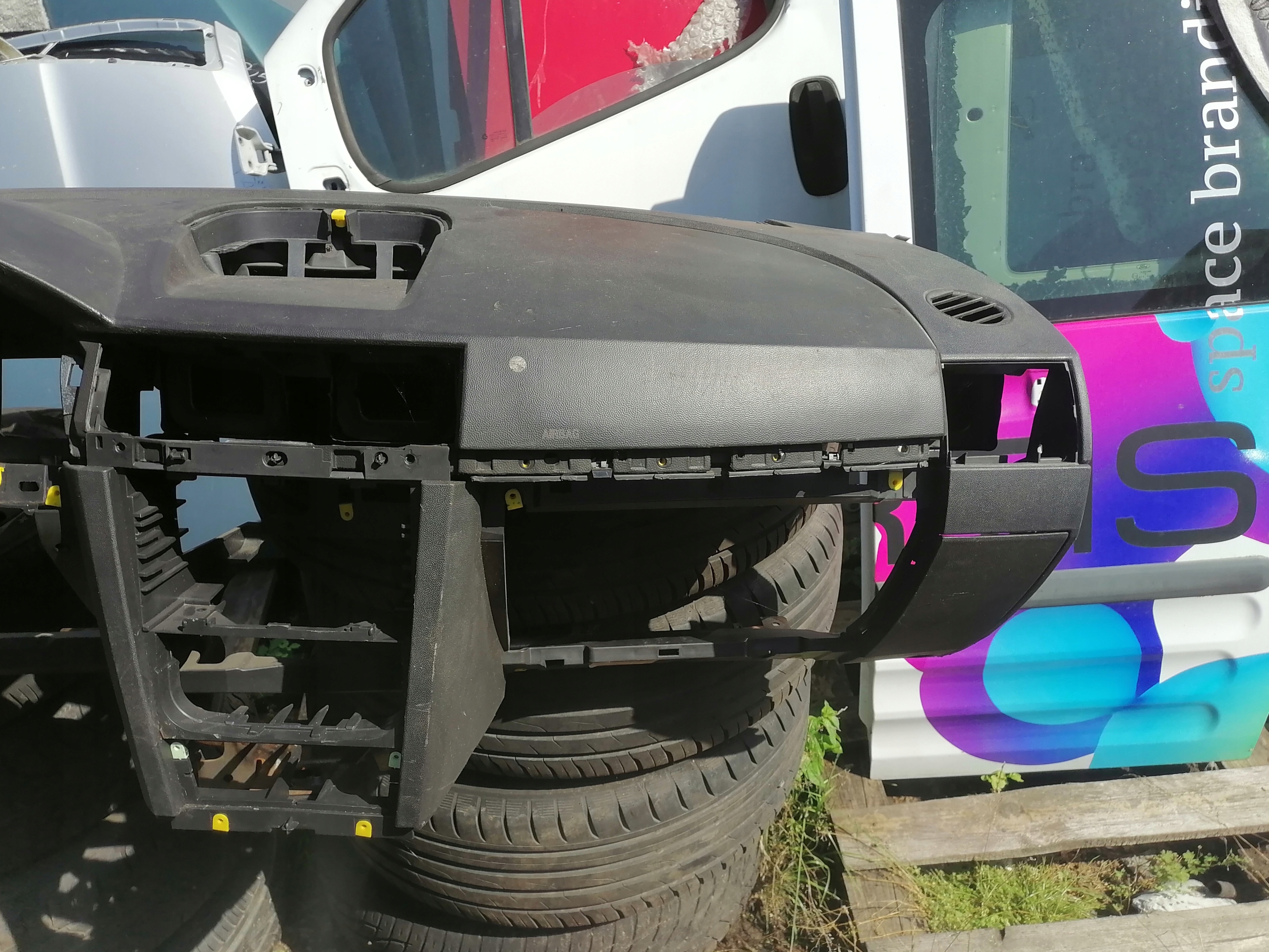 DESKA KOKPIT OPEL MERIVA A
