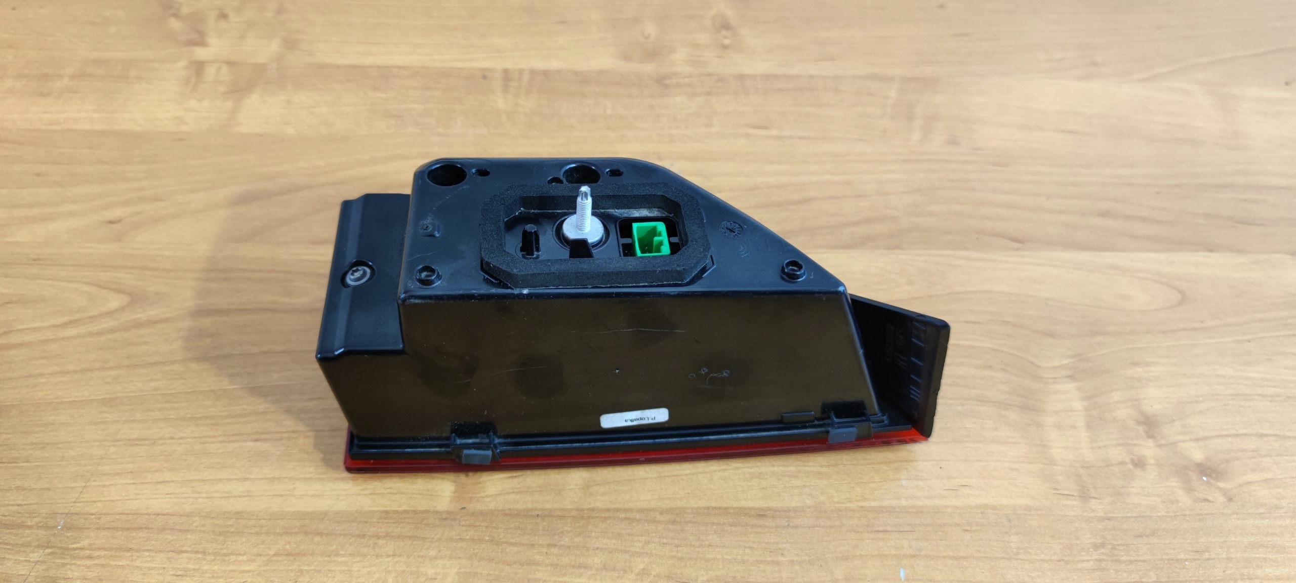 JAGUAR E-PACE left light light to the bonnet rear part rear