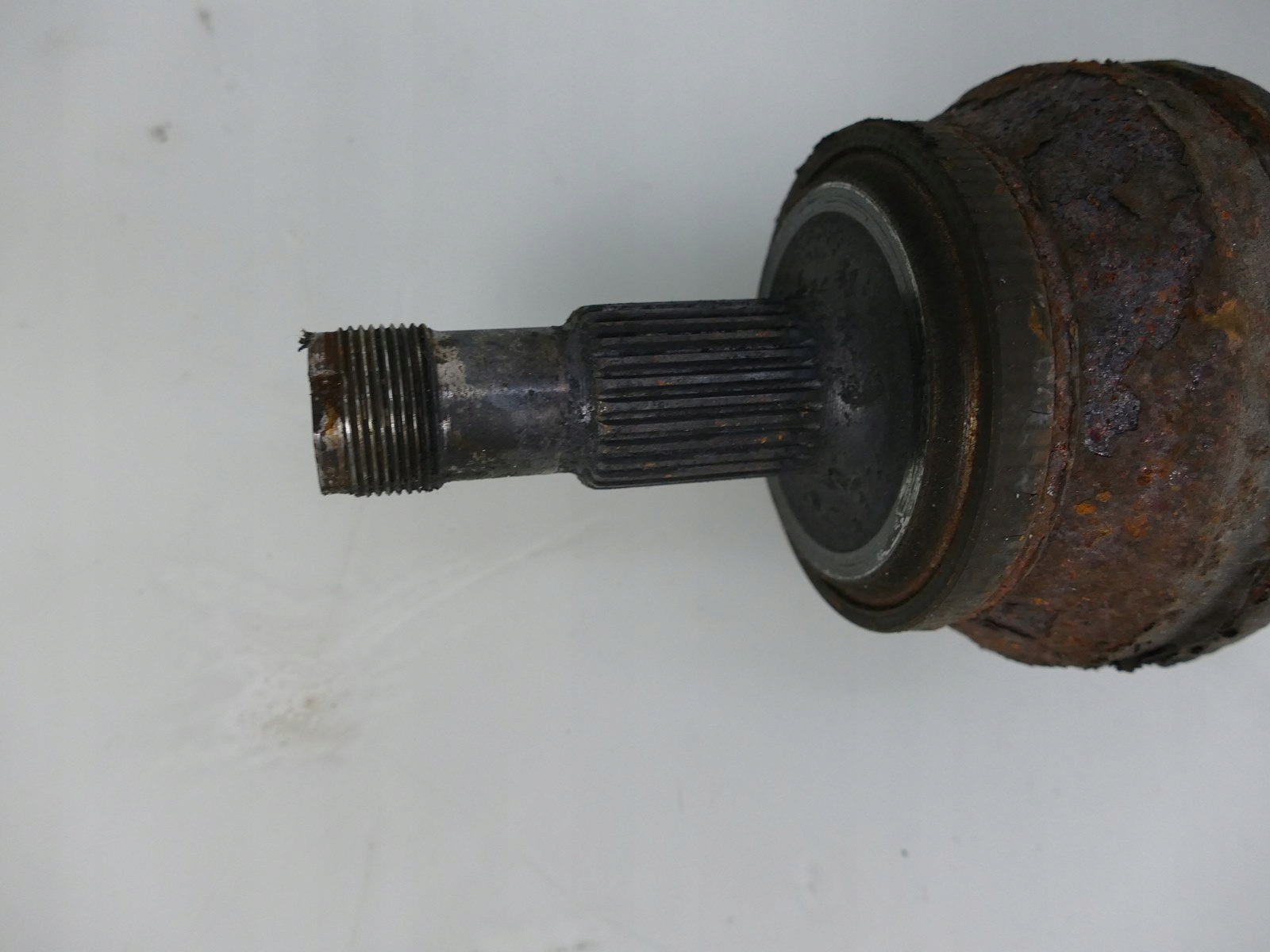 MERCEDES S W221 3.5 B semi-axis right rear part right rear