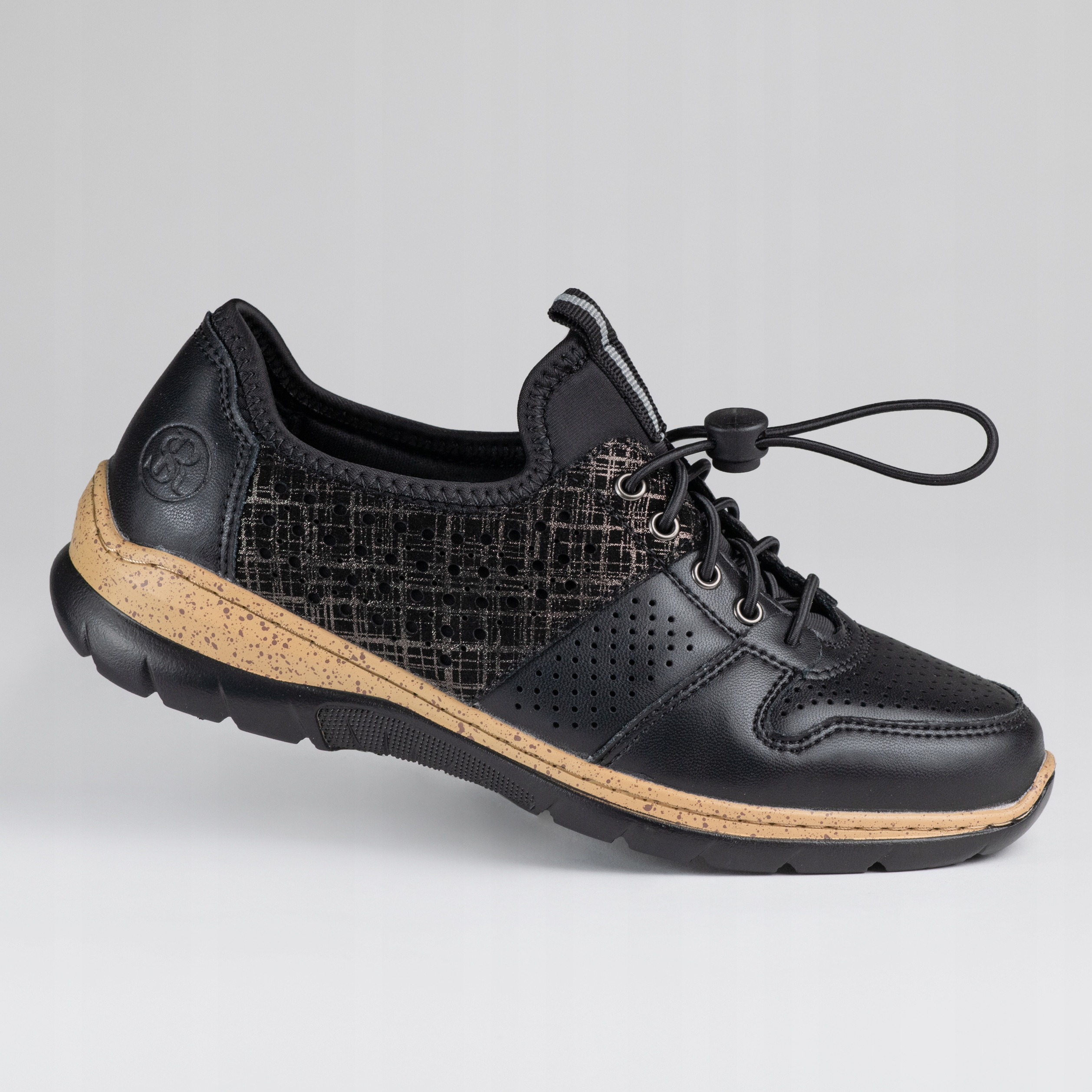 Dámské polobotky kožené boty Santorio LSK-601 černé ažurové lehké pohodlné 41