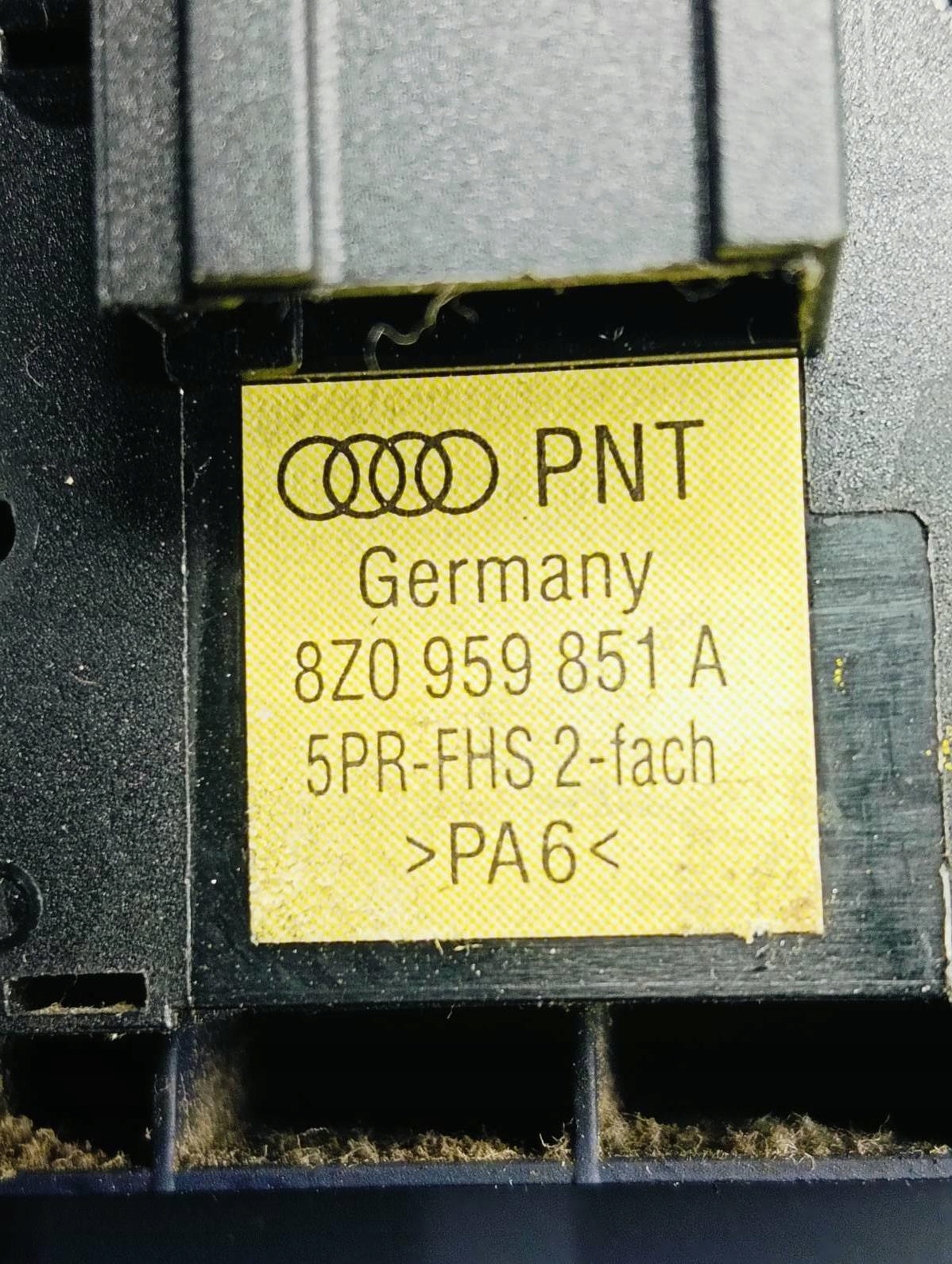 handle inner handle left front Audi A4 B6 2.0 20V 8E1867173