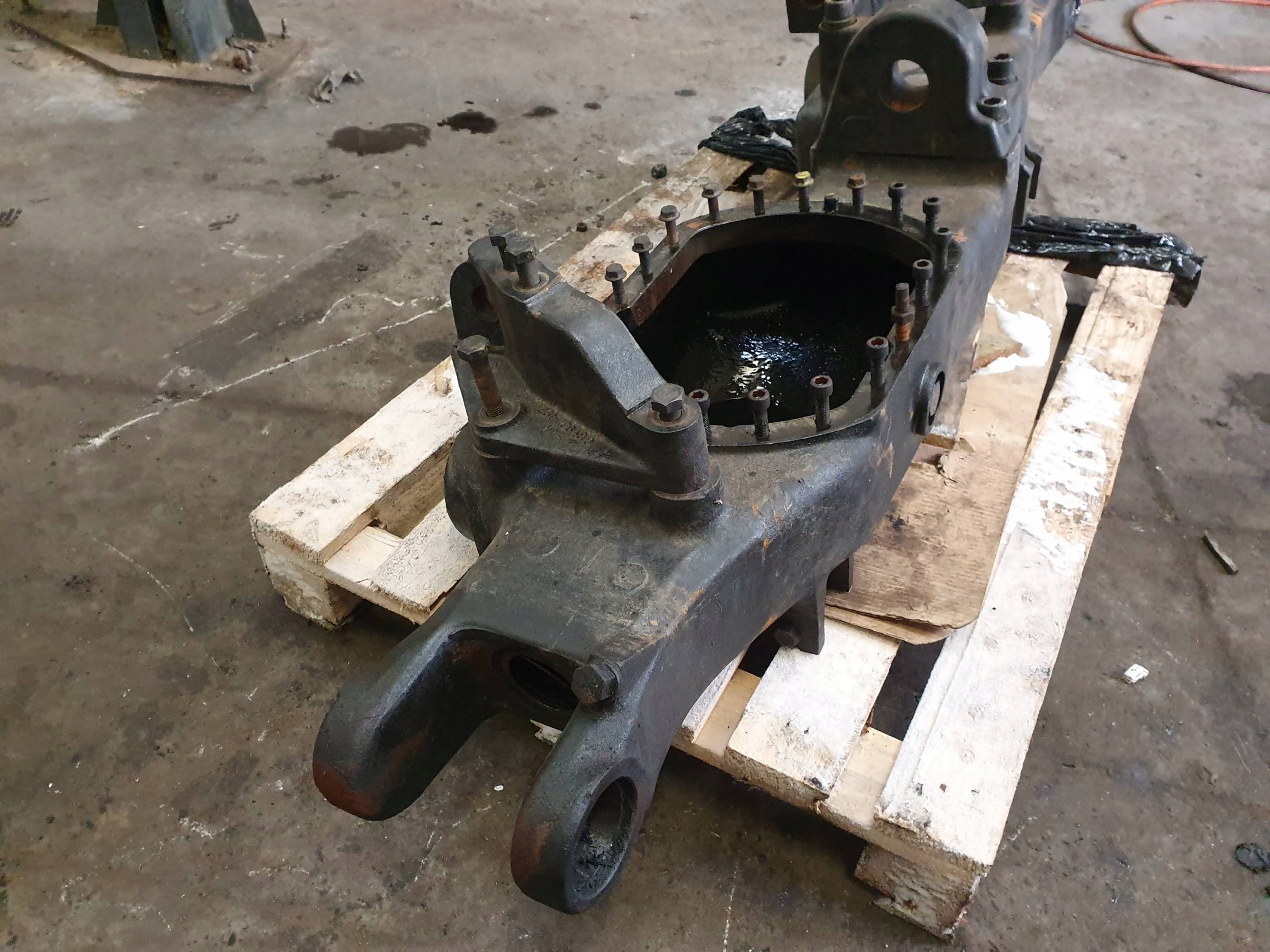 SCATOLA TRAKTOR differenziale JCB FASTRAC 3230