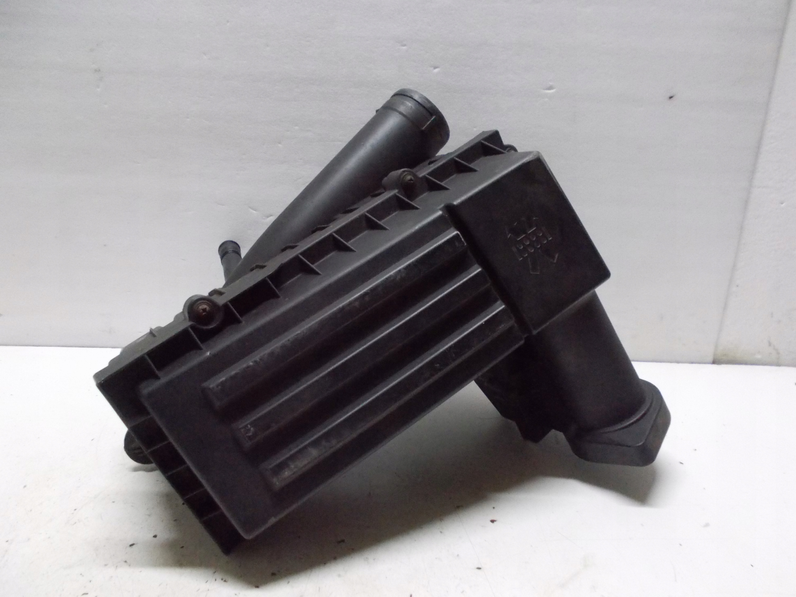 VW PASSAT B6 KOMBI 1.9 TDI 07R Gehäuse filter luft 3C0129607AF