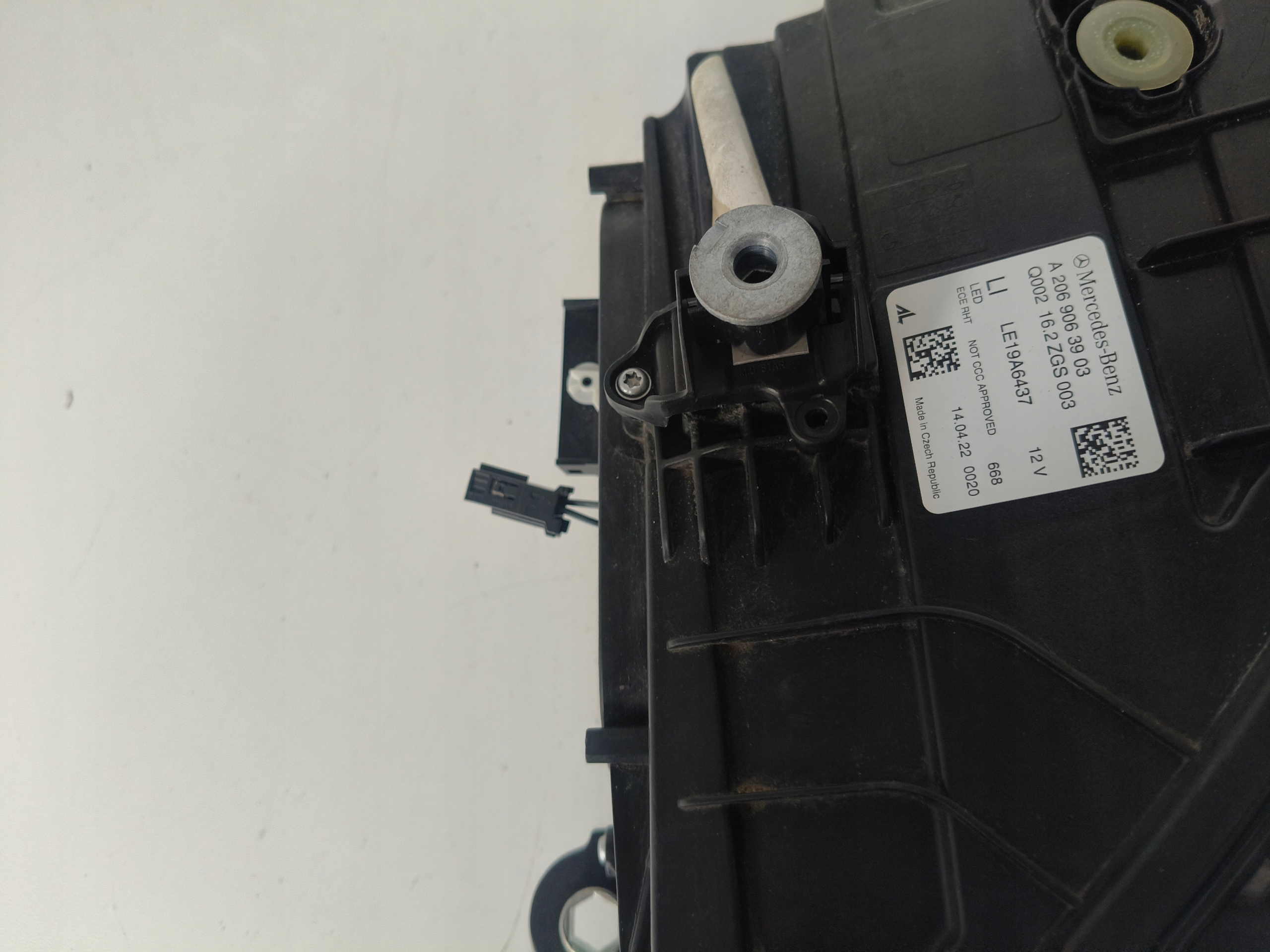 light left REFLEKTOR MERCEDES C-KLASA W206 21- FULL LED HIGH PERFORMANCE