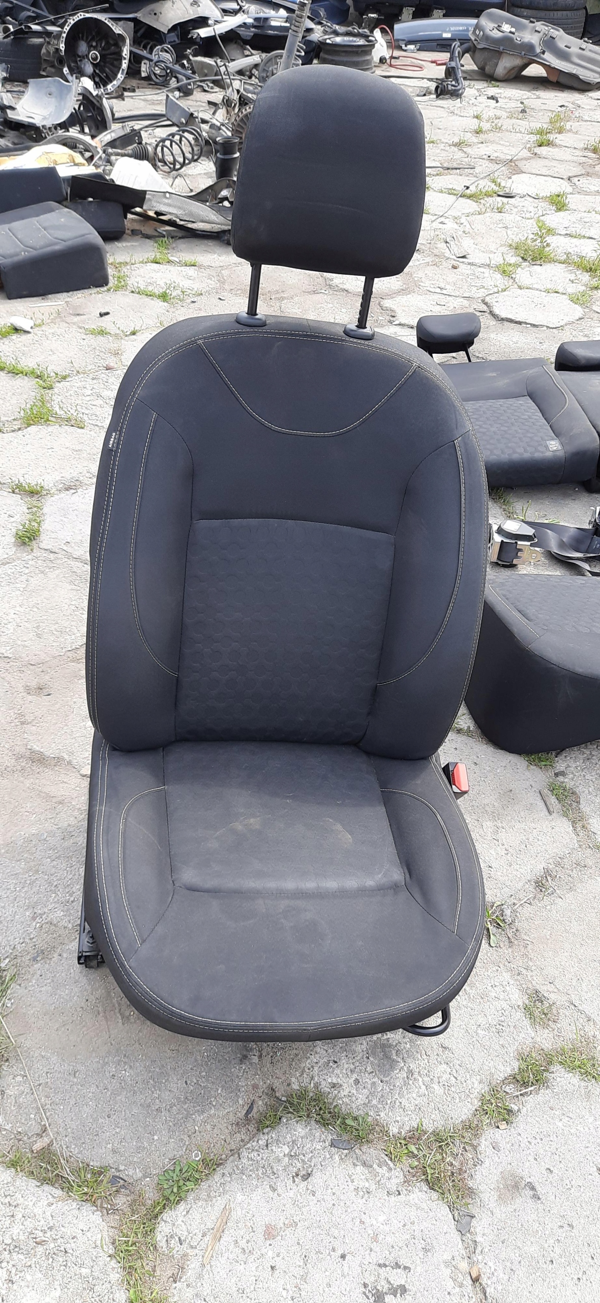 кресла диван ремни Dacia LOGAN II