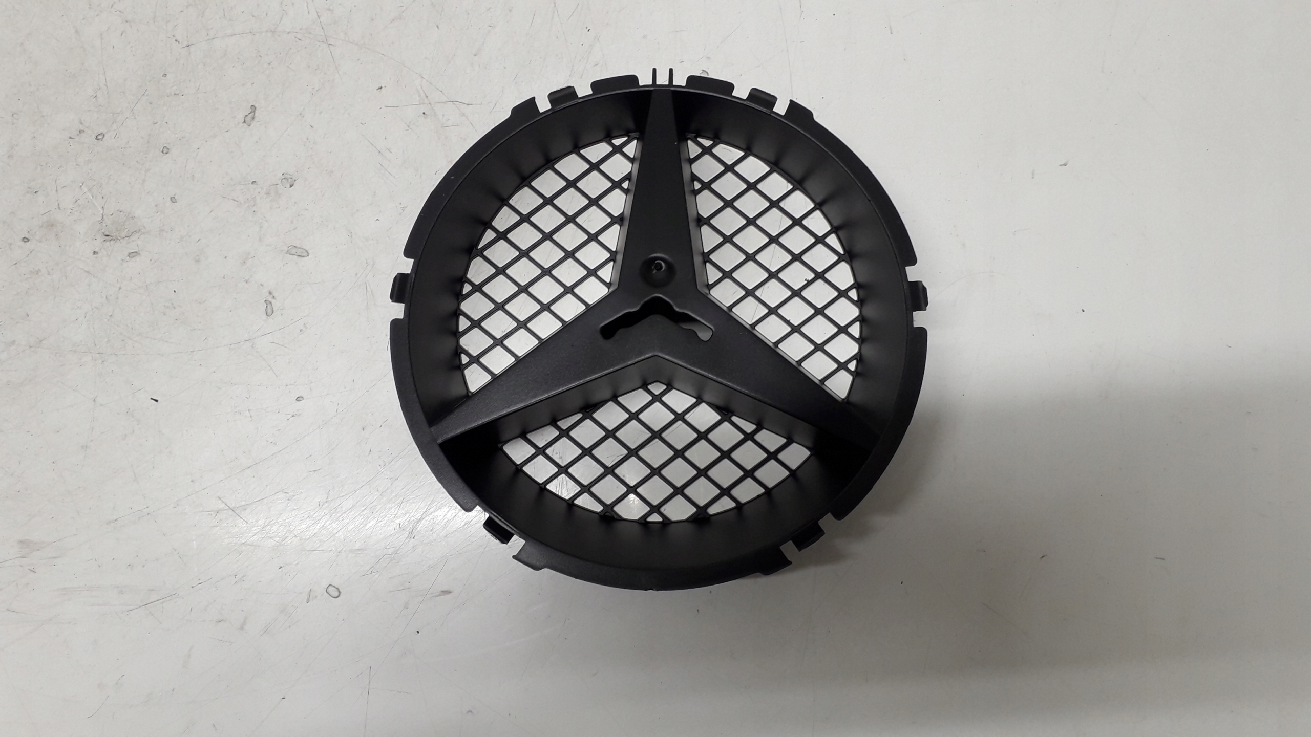 MERCEDES W207 MOCOWANIE ZNACZKA A2078880260