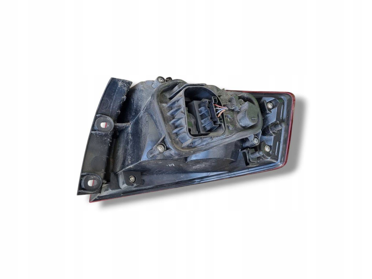light rear left side SEAT Toledo 4 KG 2013 6JH945095B