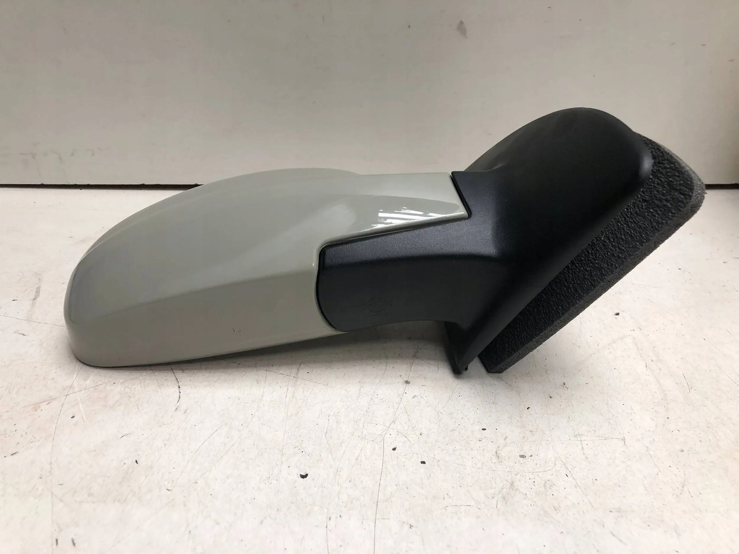 зеркало правое Chevrolet Aveo 2006