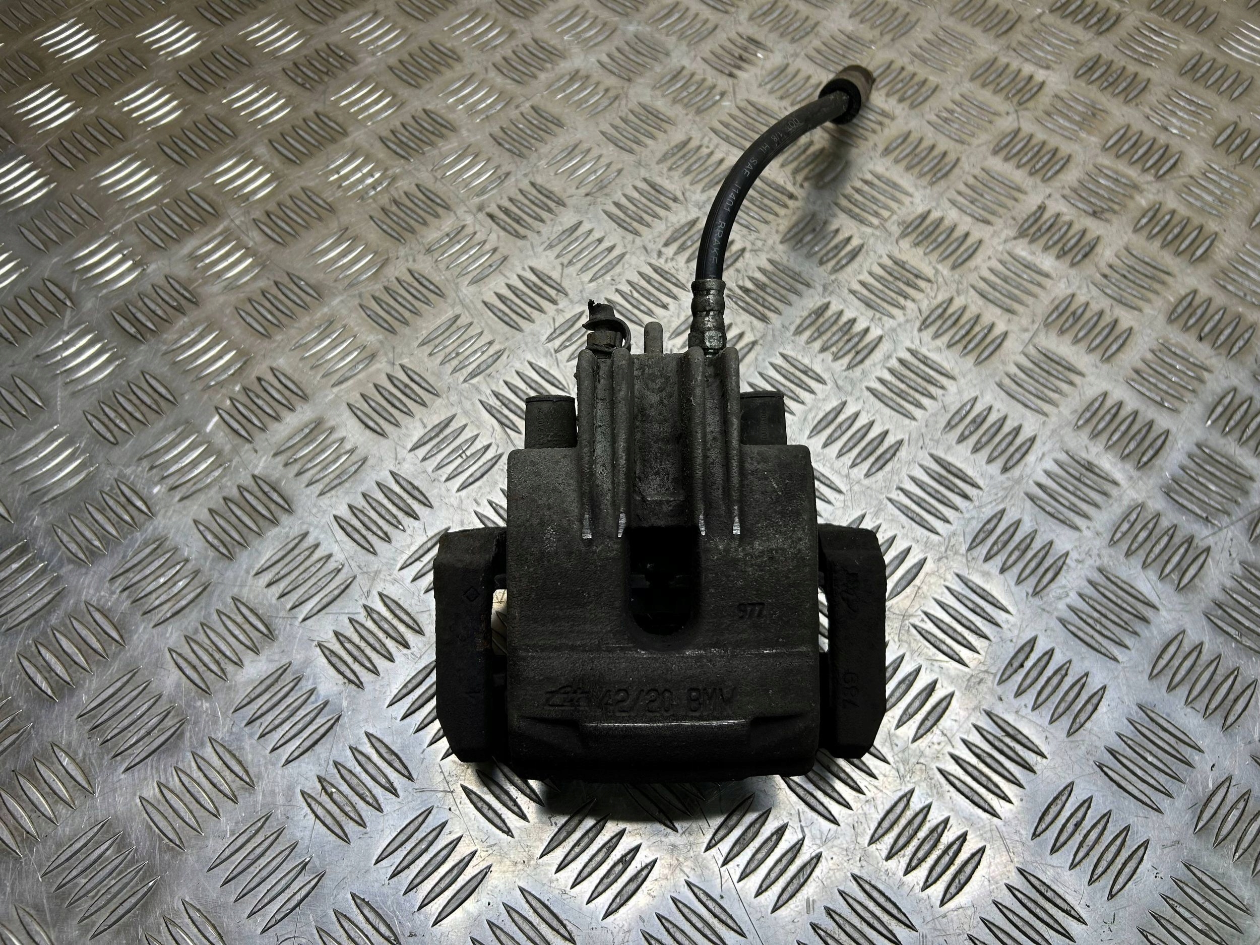 rear caliper brake BMW 5 E60 E61 2004 530d M57