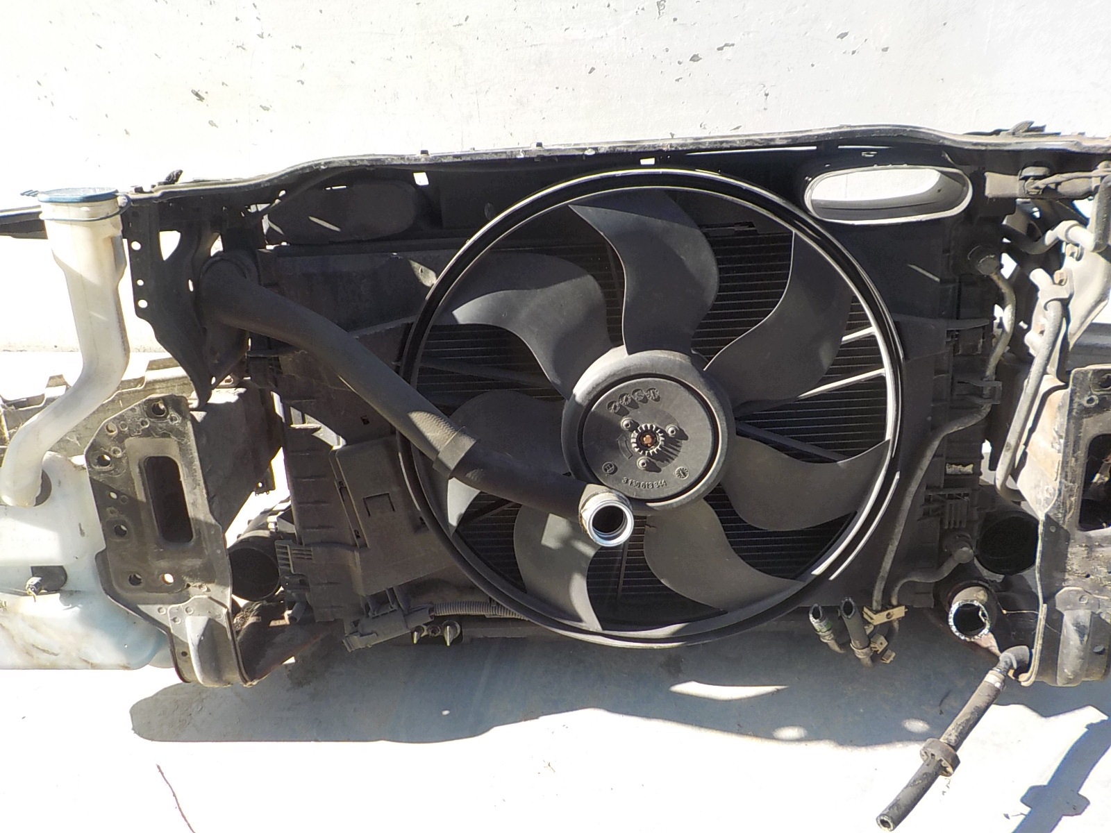 627 MERCEDES W203 CL203 1.8 compressor; support panel for radiators sider radiator