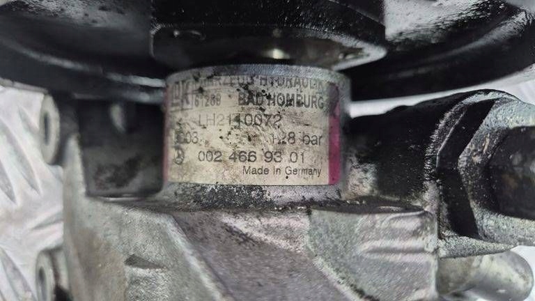 Mercedes OM611 C200 CDI W203 servo pump 0024669301