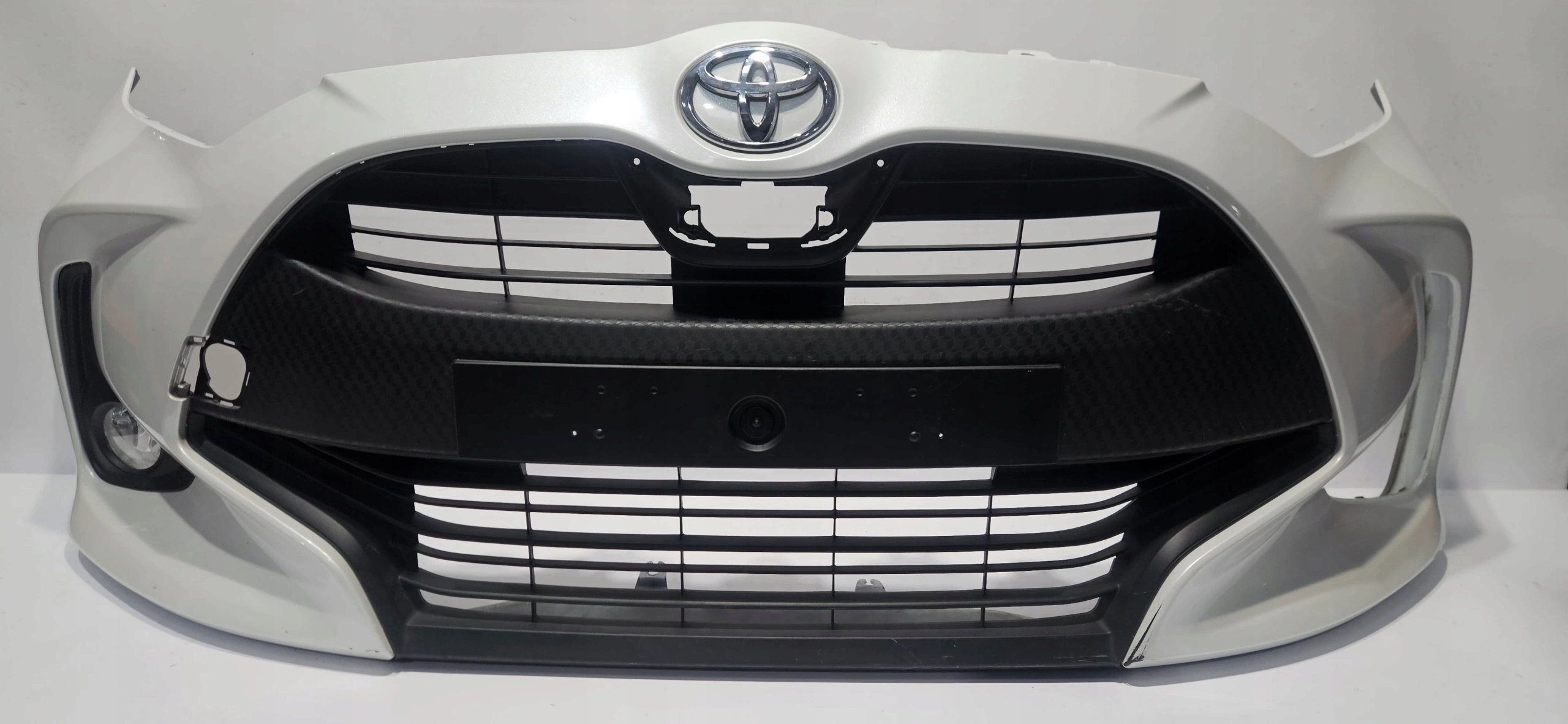 front bumper TOYOTA YARIS IV 20- original 52119-K0060