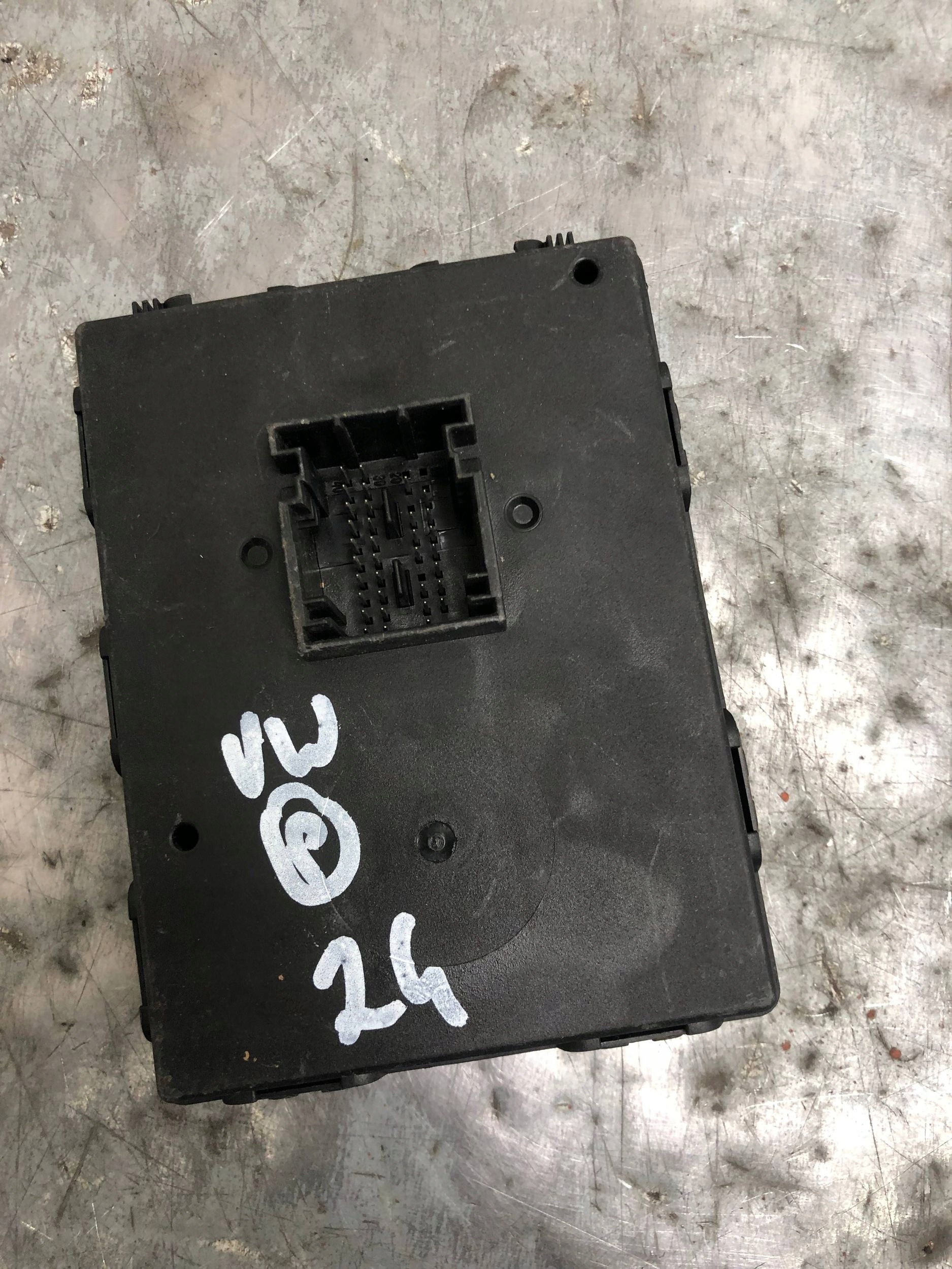 module control unit KESSY KEYLESS VW SKODA AUDI 3Q0959435N