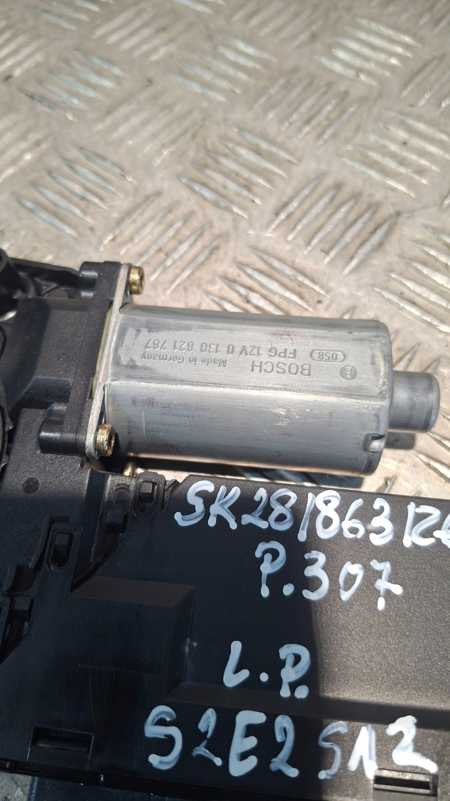 mini motor windows left front PEUGEOT 307