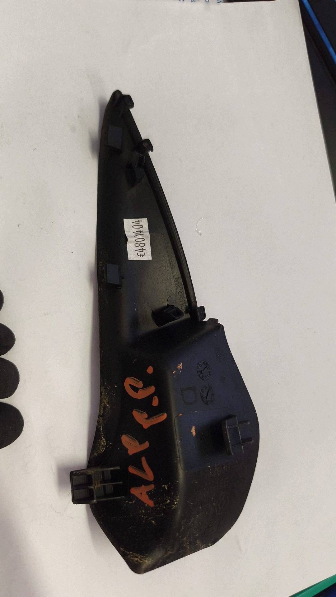 torpedo front corner zakonczenie side right Alpine A390 668625005R