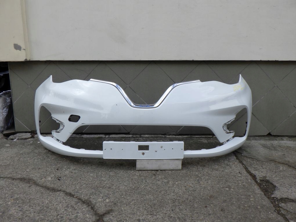 RENAULT ZOE LIFT 19- CHROM front bumper
