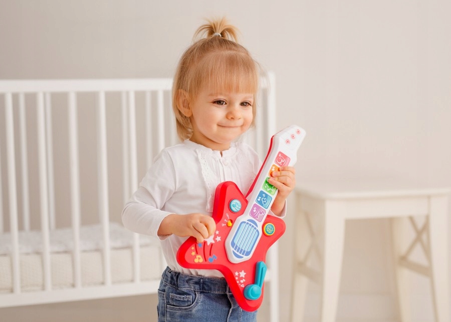 Dumel Gitara Elektryczna 18M+ Marka Dumel