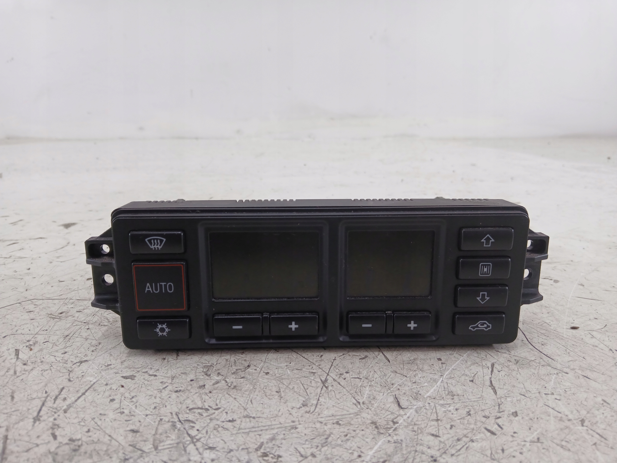 AUDI A3 8L Unite commande clima 8L0820043M
