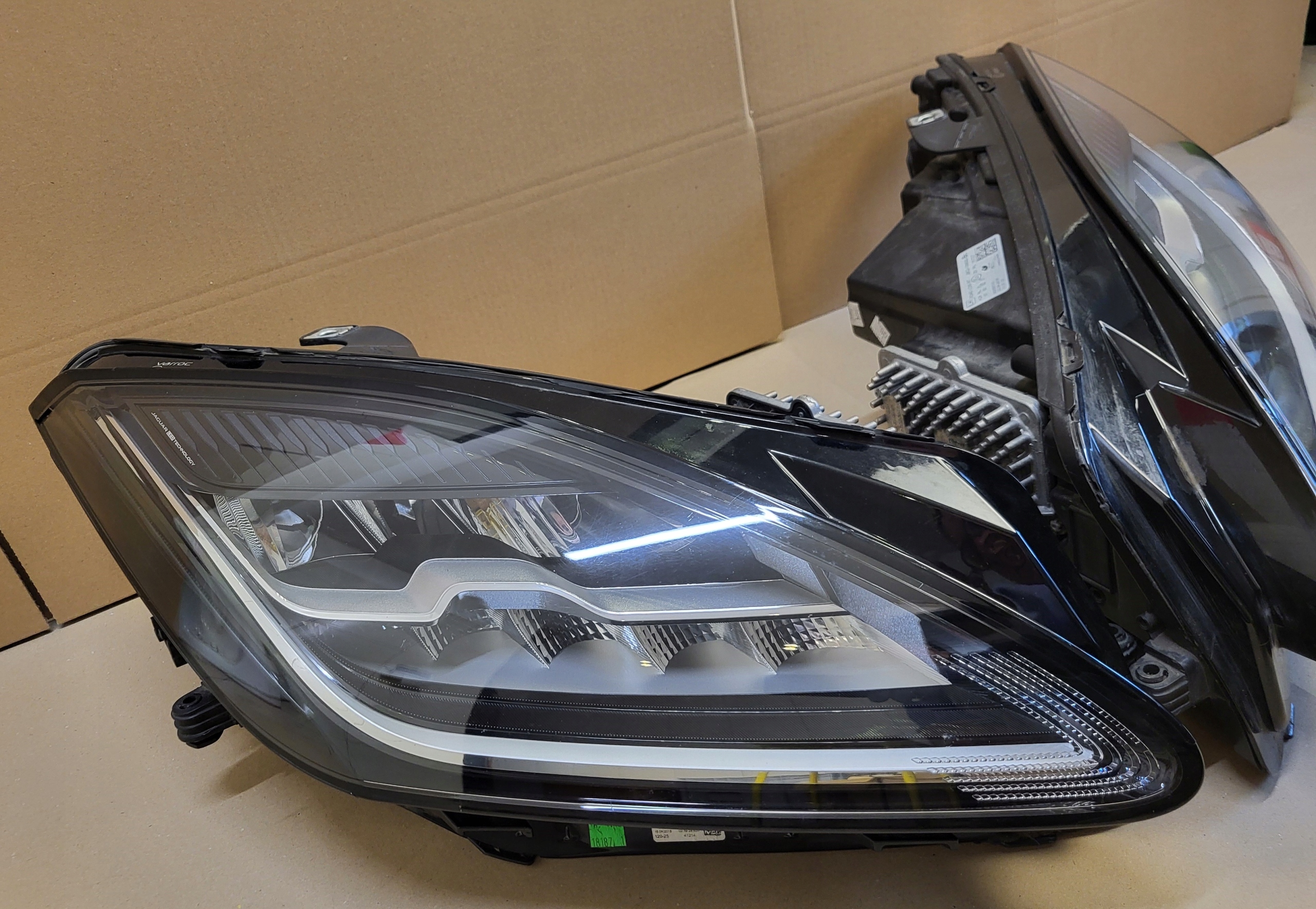 light front FULL LED right left module JAGUAR E-PACE OE EUROPA complete