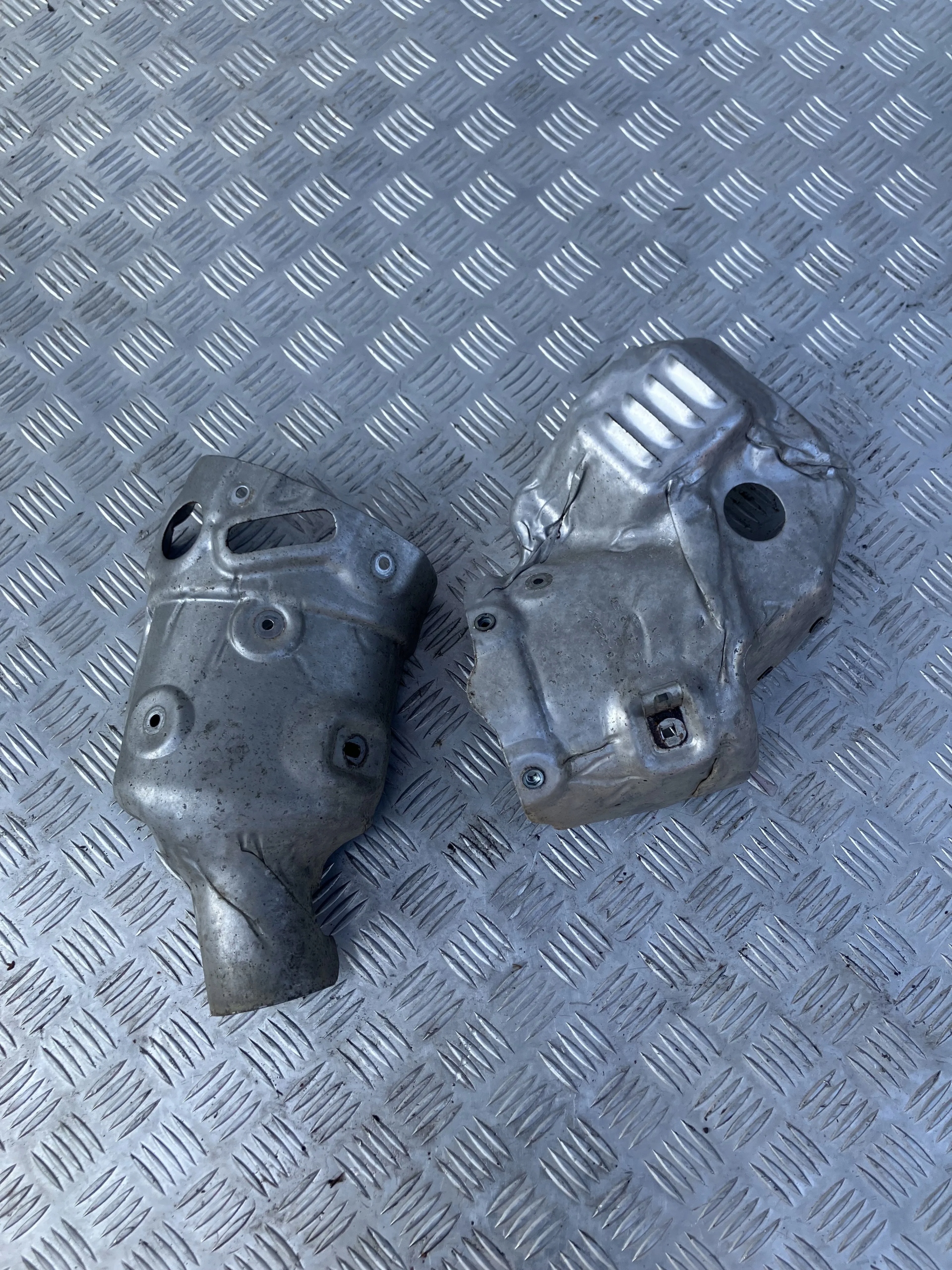 OSŁONA TERMICZNA KATALIZATORA FIESTA MK8 17- 1.0