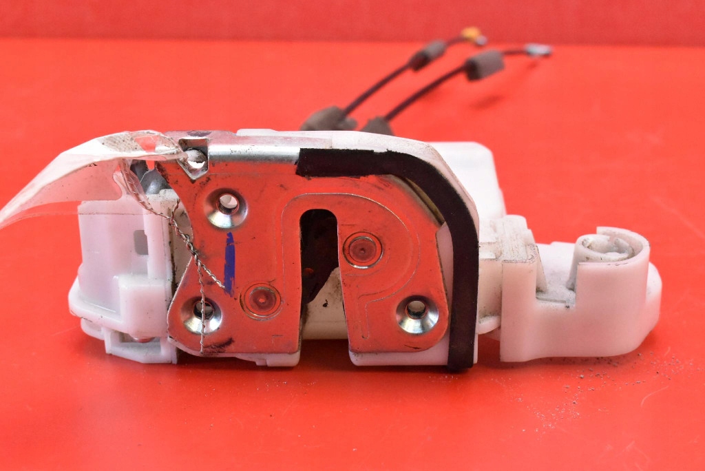 lock door left front front EU FIAT FULLBACK 16-20
