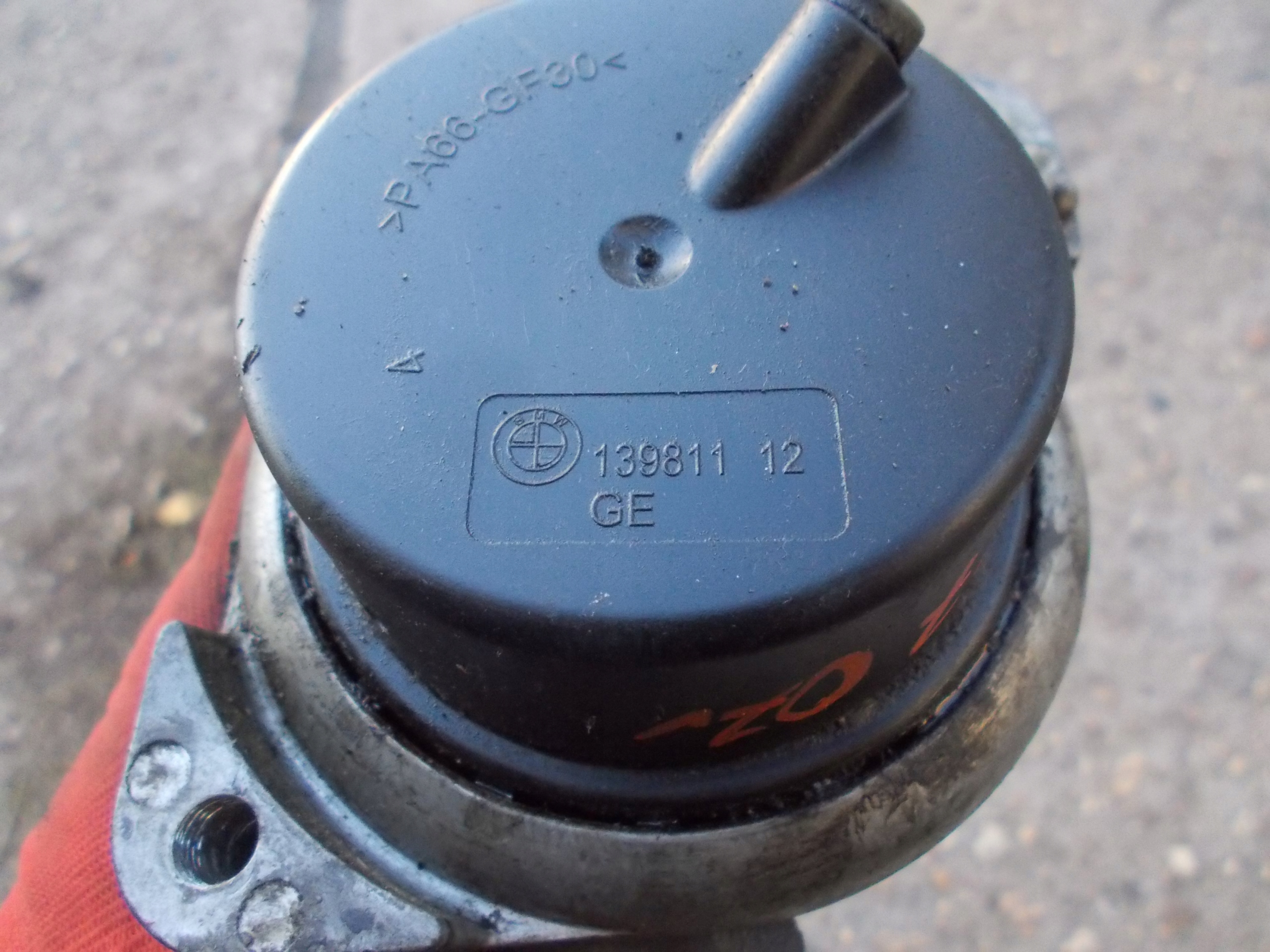 BMW E87 2.0 e 07R Supporti motore usato 13981112
