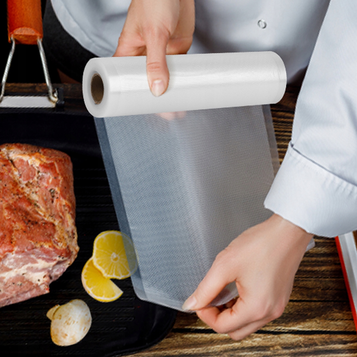 FOLIA MOLETOWANA RYFLOWANA do ZGRZEWARKI próżniowej RĘKAW ROLKA 30cm x 6m Waga produktu z opakowaniem jednostkowym 0.1 kg