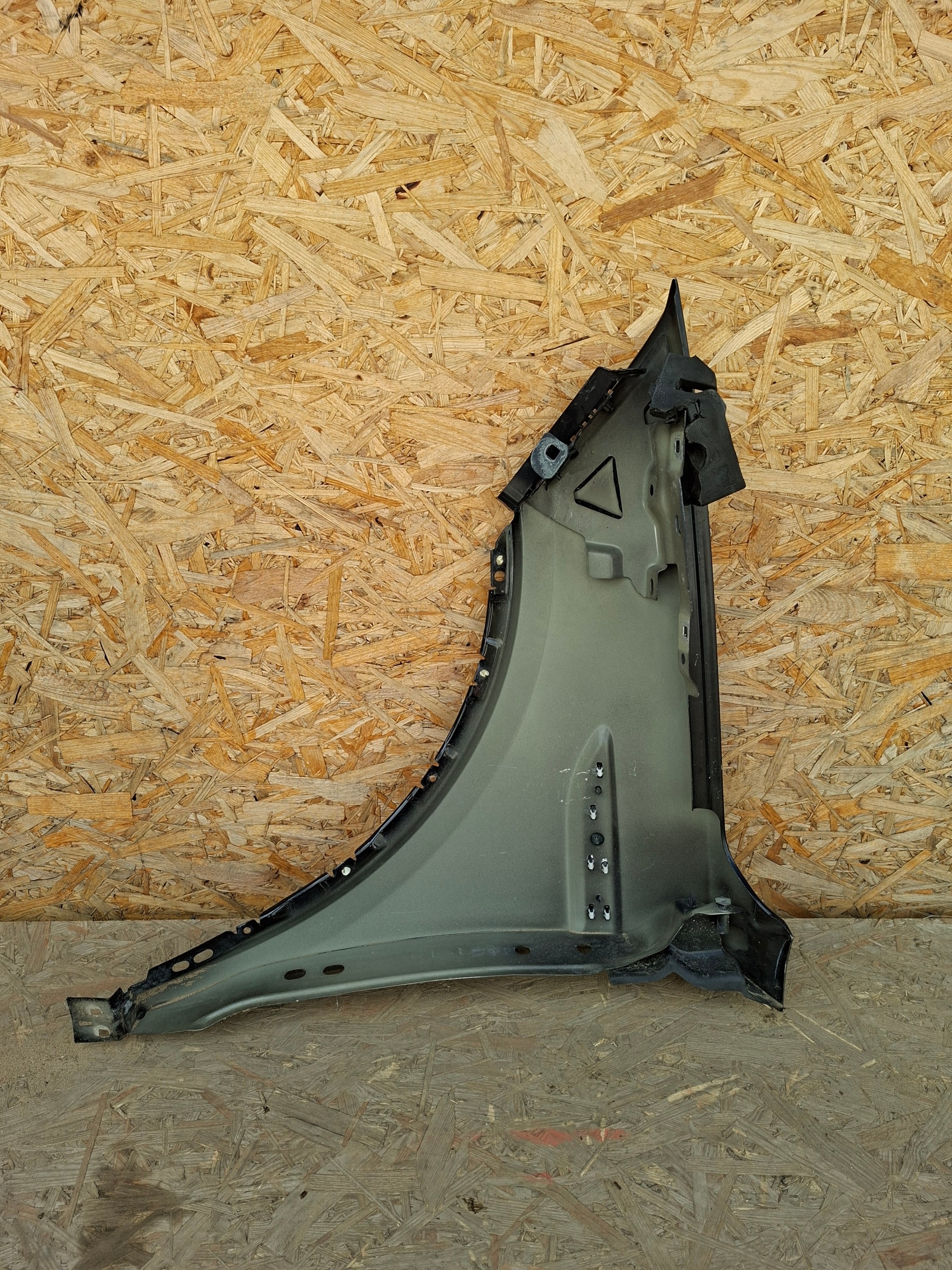 fender front front right JAGUAR F-PACE