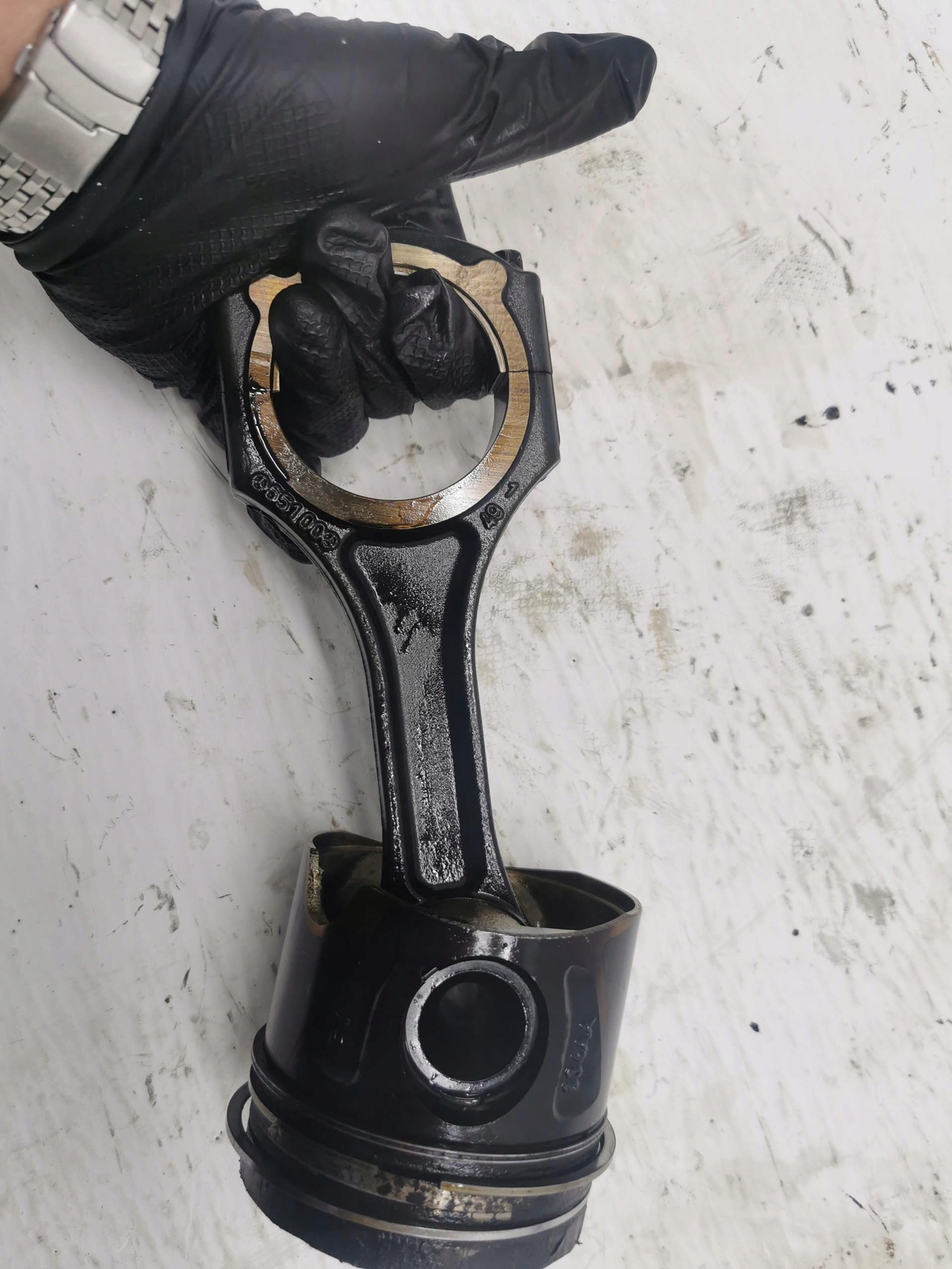 piston connecting rod MERCEDES E-KLASA W212 2.2 CDI 651900