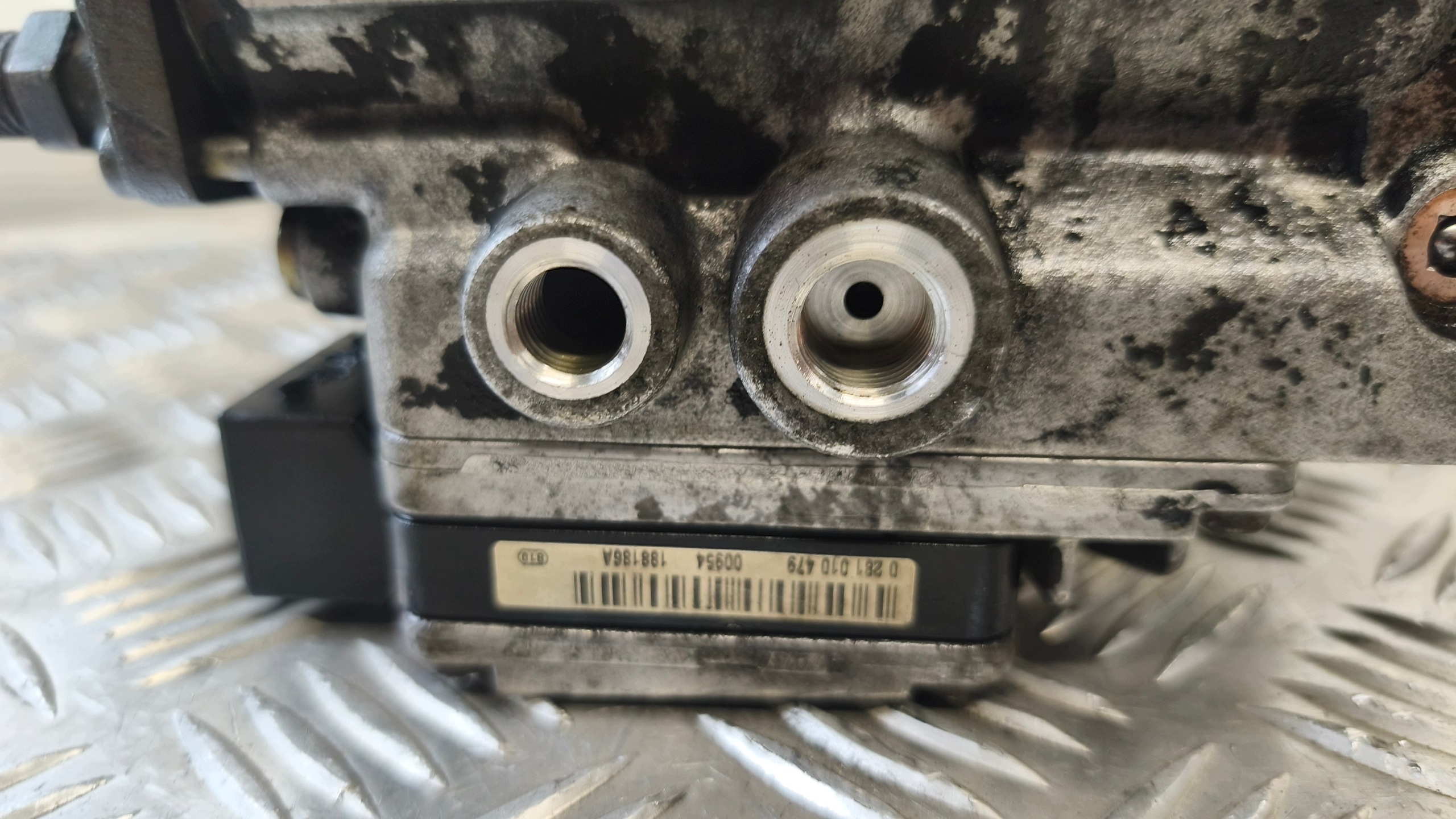 Einspritzpumpe OPEL ASTRA 1.7D 2001r 047050405