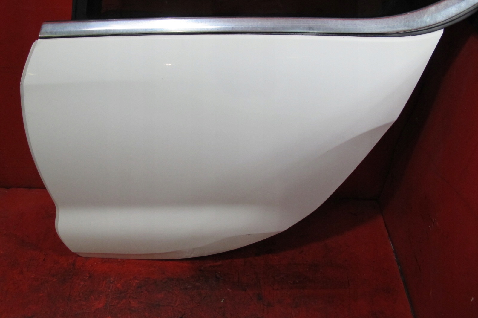 CITROEN DS4 and 11- door left rear part rear. EWP
