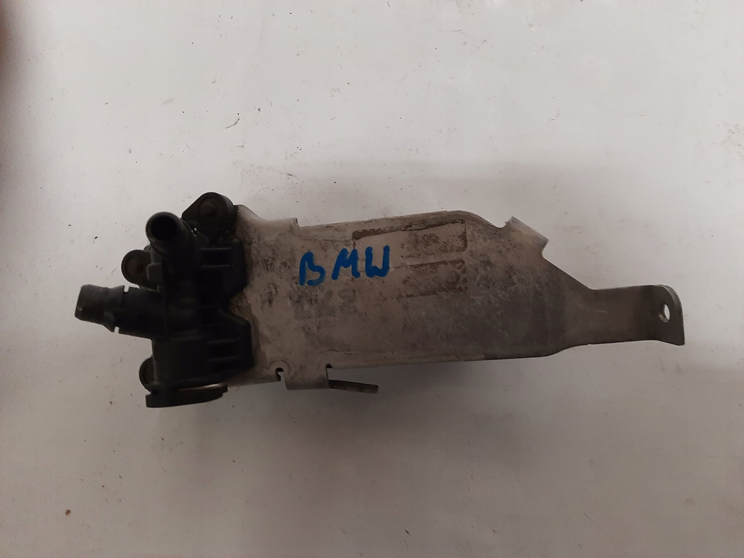 11537586784 - Термостат охолоджувач масла води BMW X3 F25