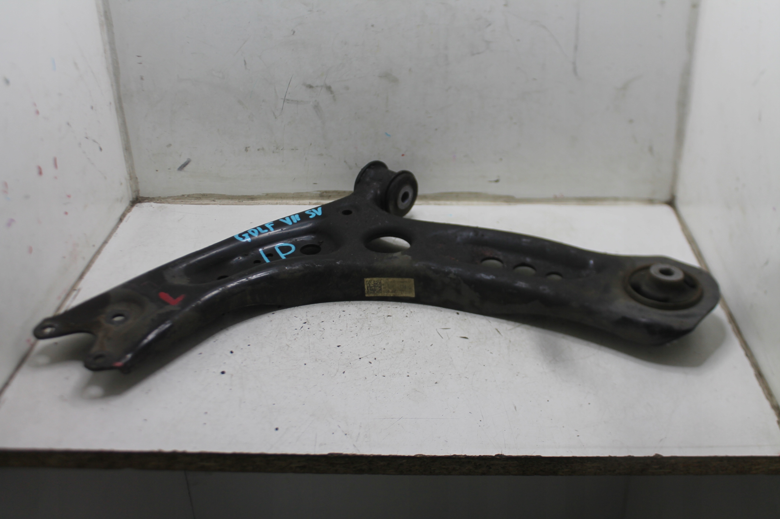arm left front front VW GOLF VII SPORTSVAN 1.6 TDI 14-18
