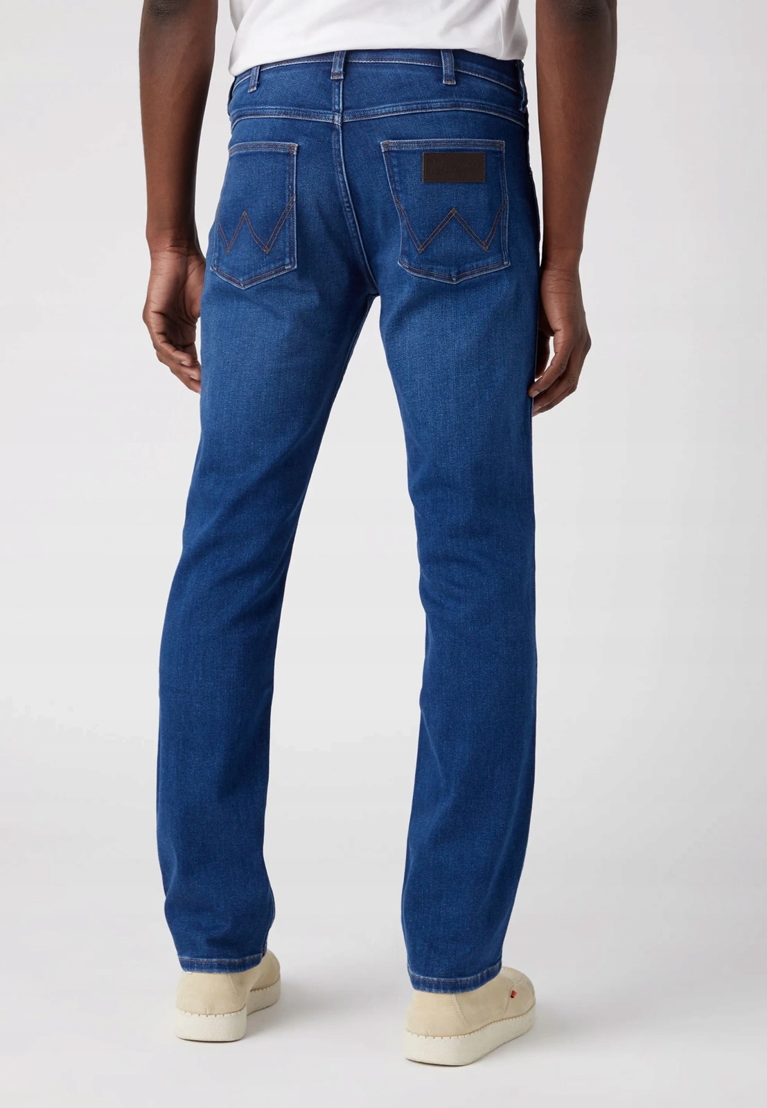 Pánské jednoduché džínové kalhoty Wrangler Greensboro Olympia 112341419 42/36