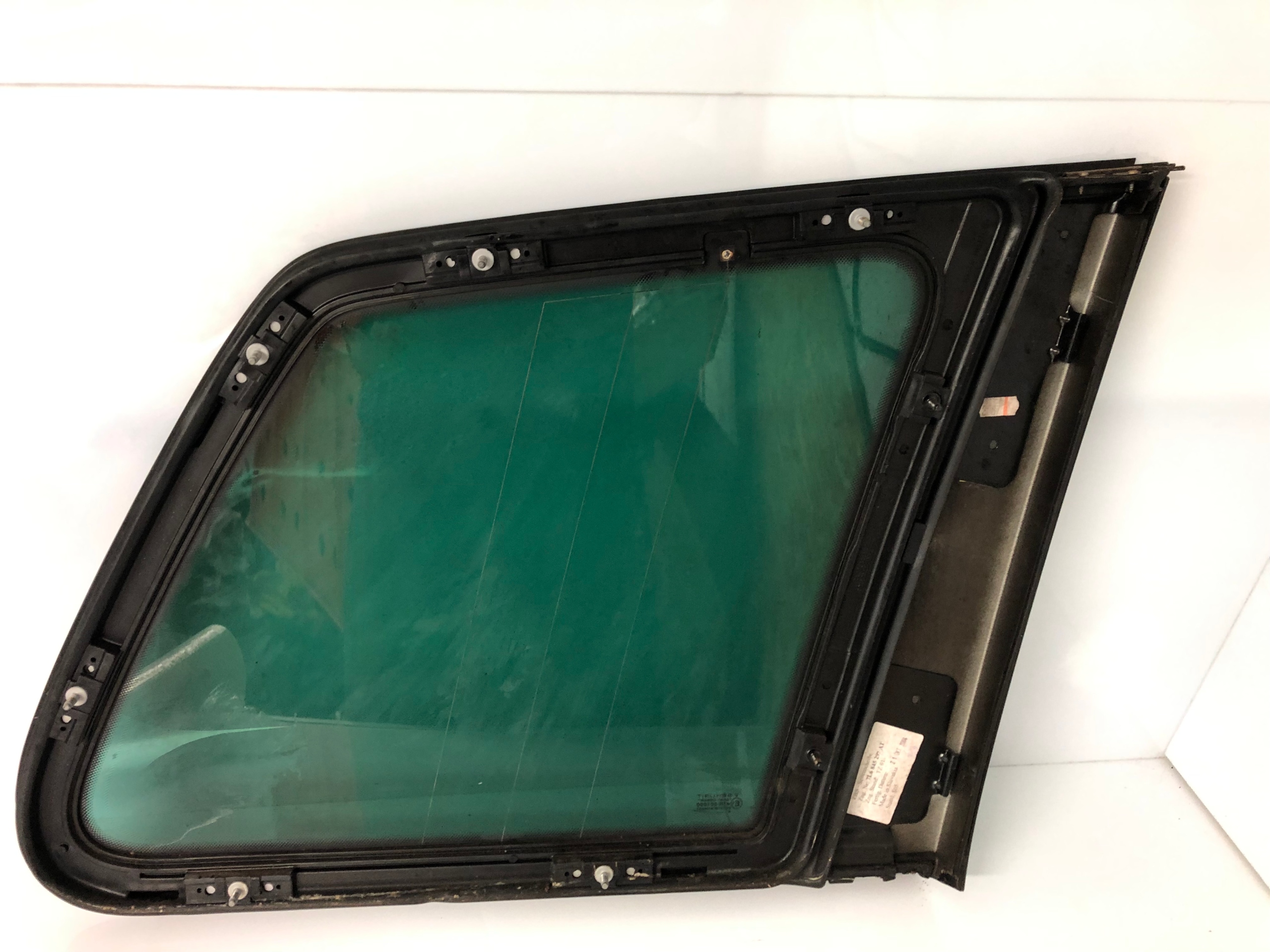 VW TOUAREG window bodywork left 7L6845297AT 04r