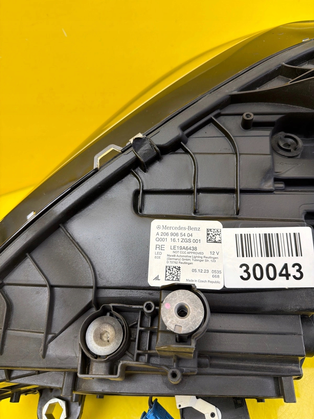 light right Mercedes C-Klasa W206 A2069065404 Digital Light