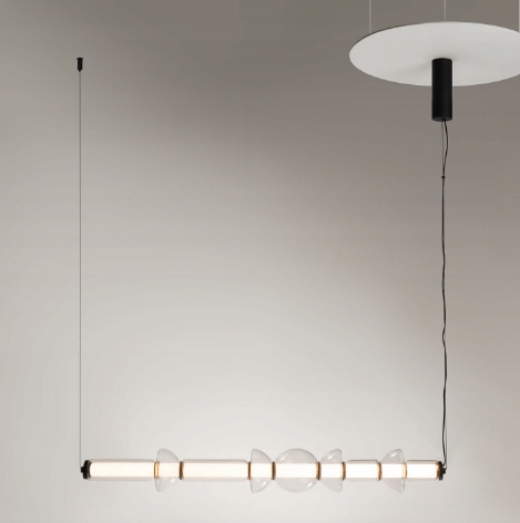 Lampa wisząca Led Maytoni Cosmo, czarna, długość 98 cm, szkło