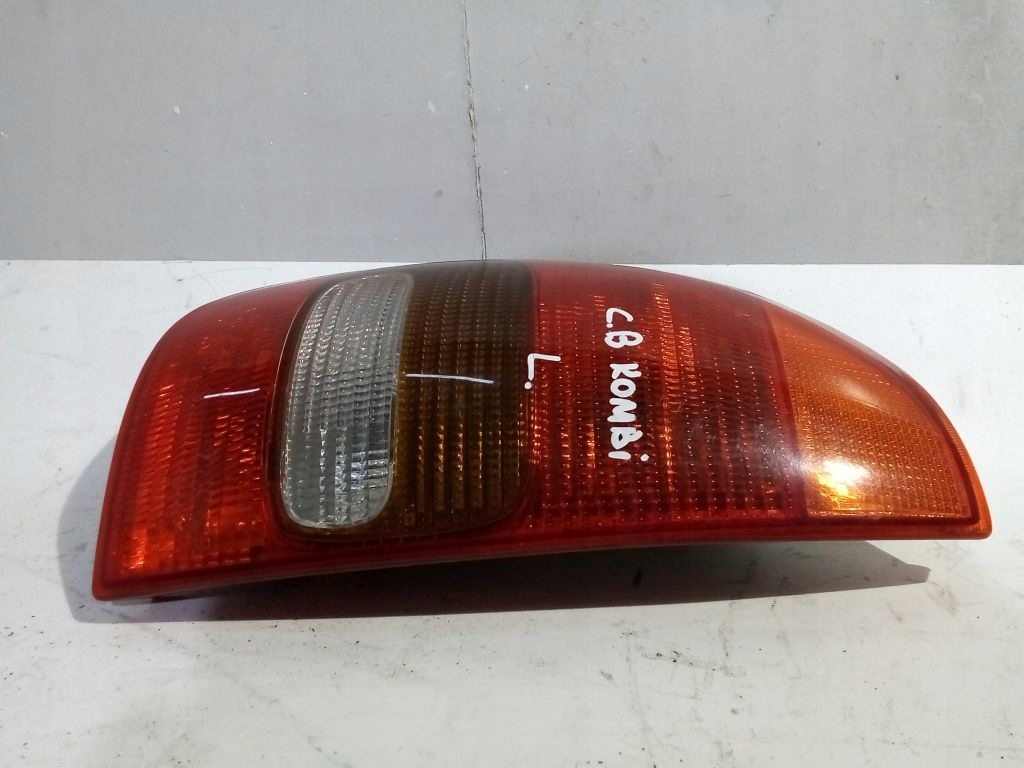 Opel Corsa B kombi Licht links heck hinten