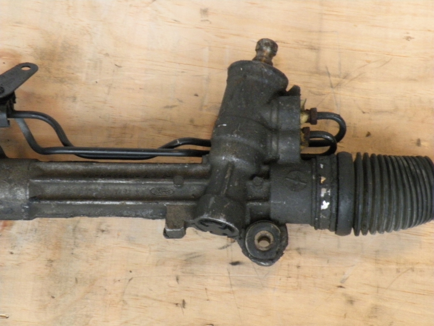Lenkgetriebe FORD 96FB3550AC FORD