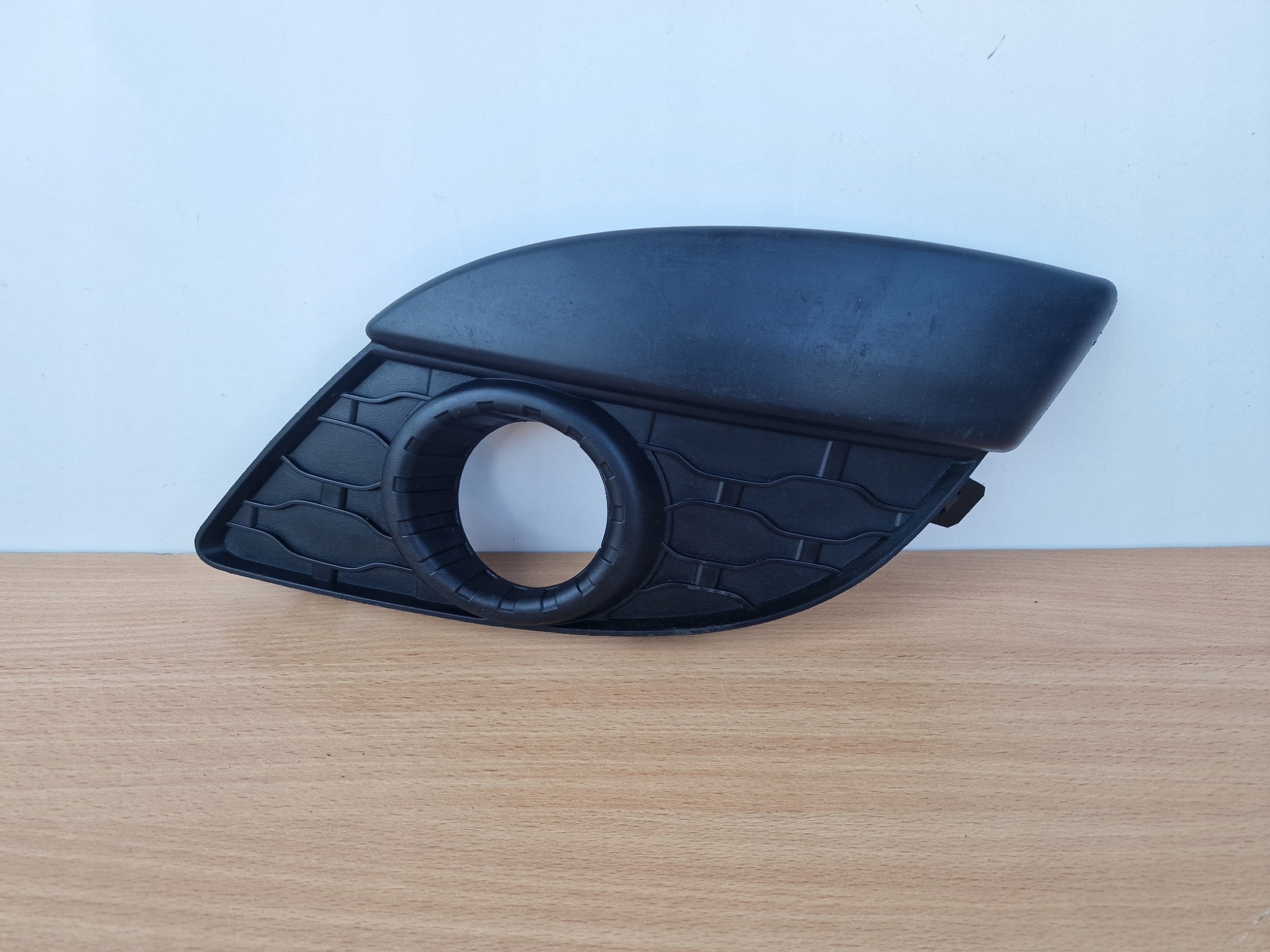 RENAULT TWINGO II 2 left grid of a bumper frame OE
